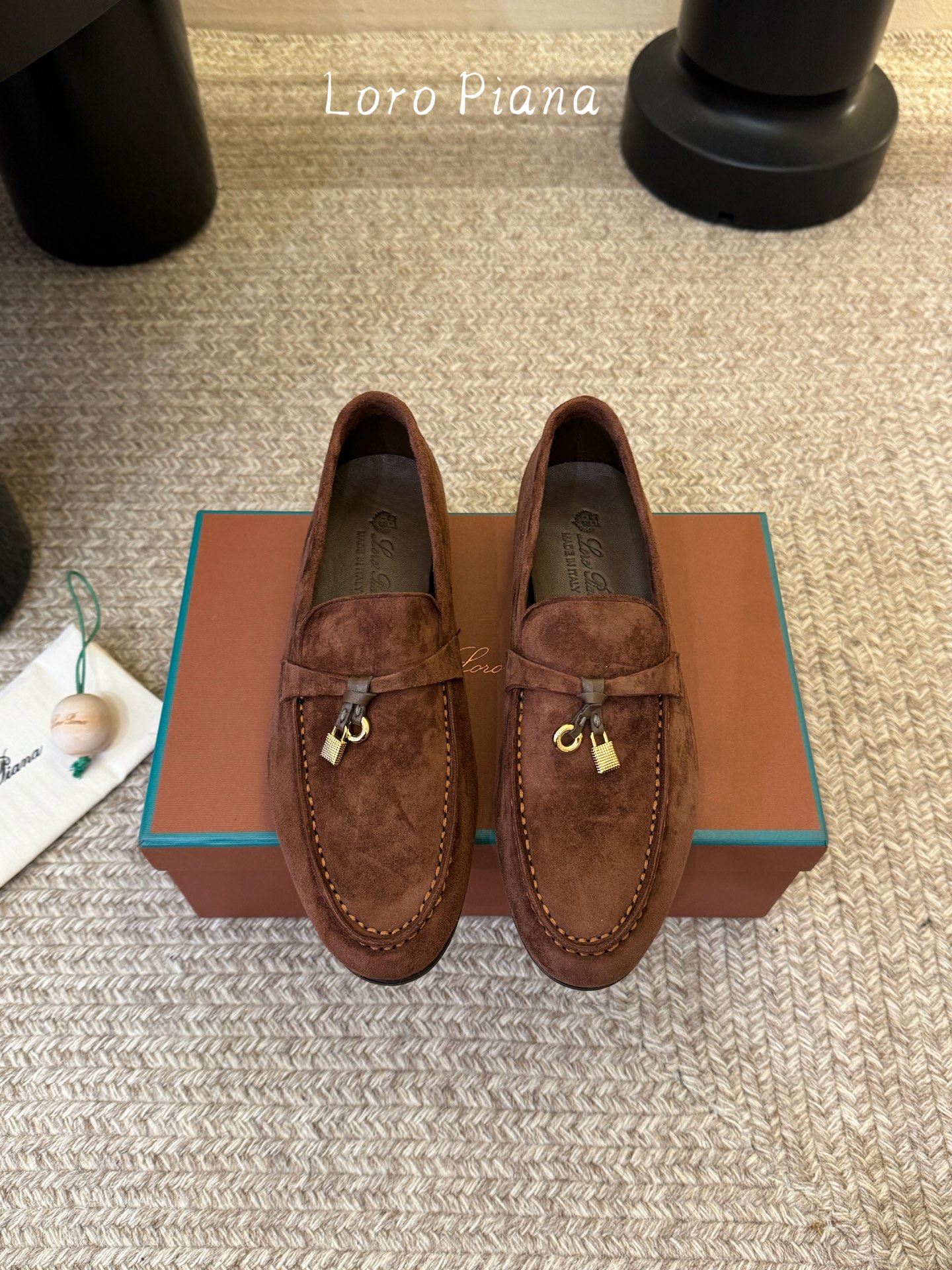 Loropiana经典情侣款高丝光牛皮乐福皮鞋🔥🔥🔥🔥🔥男士+10LP一直是以好穿舒适为主的设计风格 这