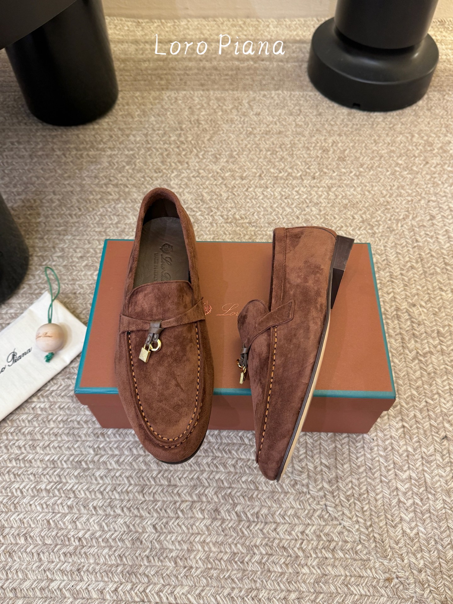Loropiana经典情侣款高丝光牛皮乐福皮鞋🔥🔥🔥🔥🔥男士+10LP一直是以好穿舒适为主的设计风格 这