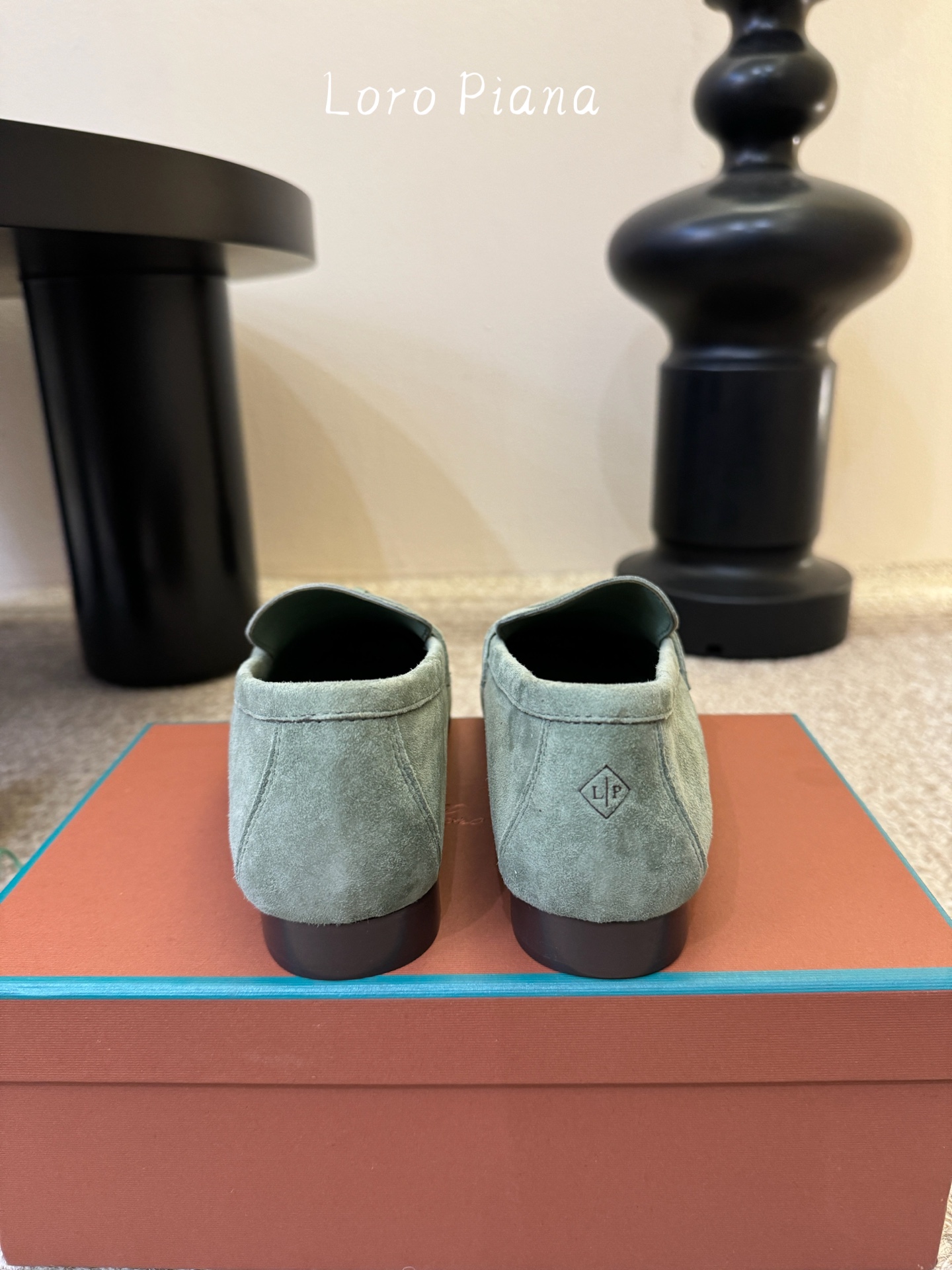 Loropiana经典情侣款高丝光牛皮乐福皮鞋🔥🔥🔥🔥🔥男士+10LP一直是以好穿舒适为主的设计风格 这