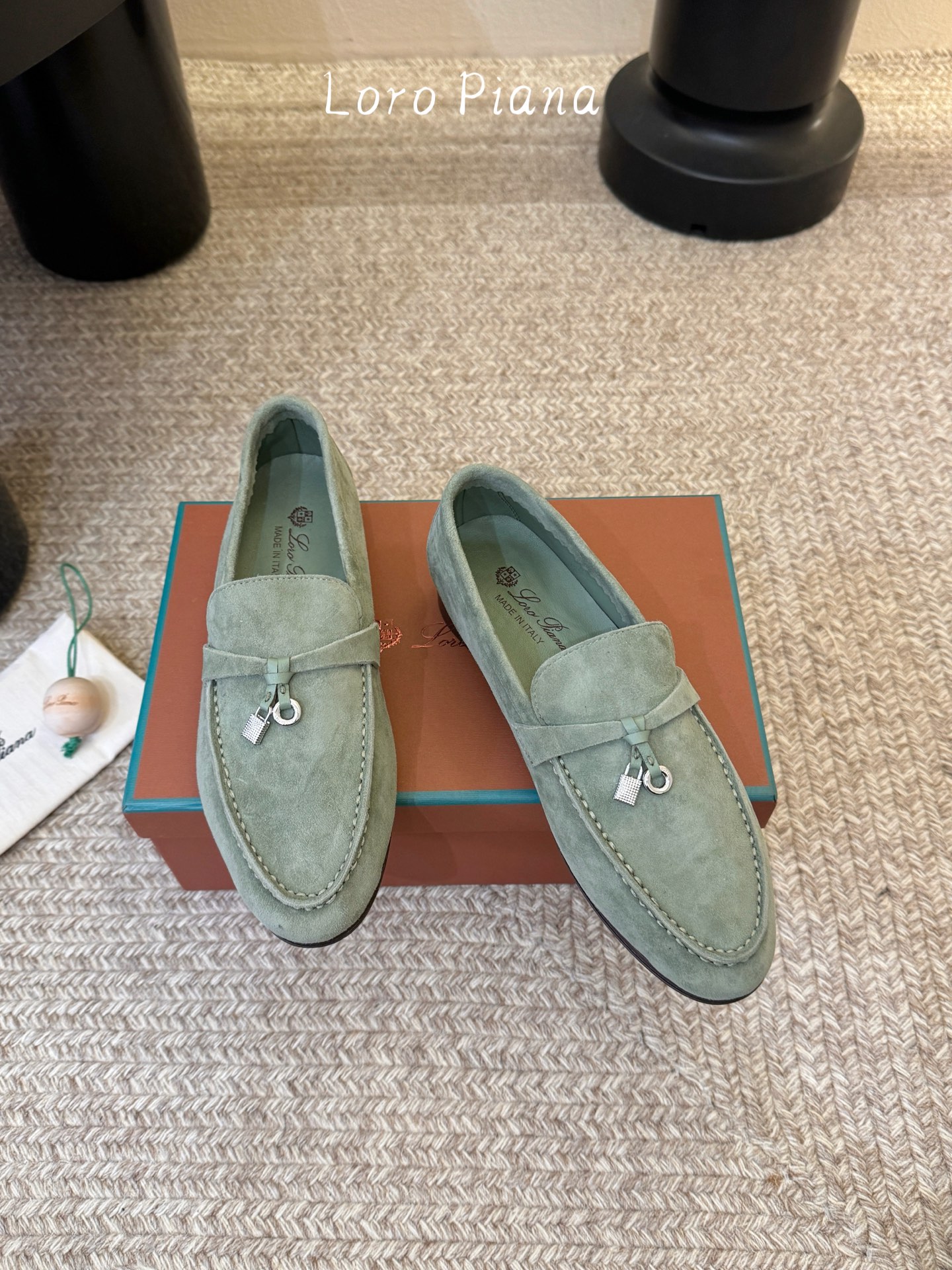 Loropiana经典情侣款高丝光牛皮乐福皮鞋🔥🔥🔥🔥🔥男士+10LP一直是以好穿舒适为主的设计风格 这