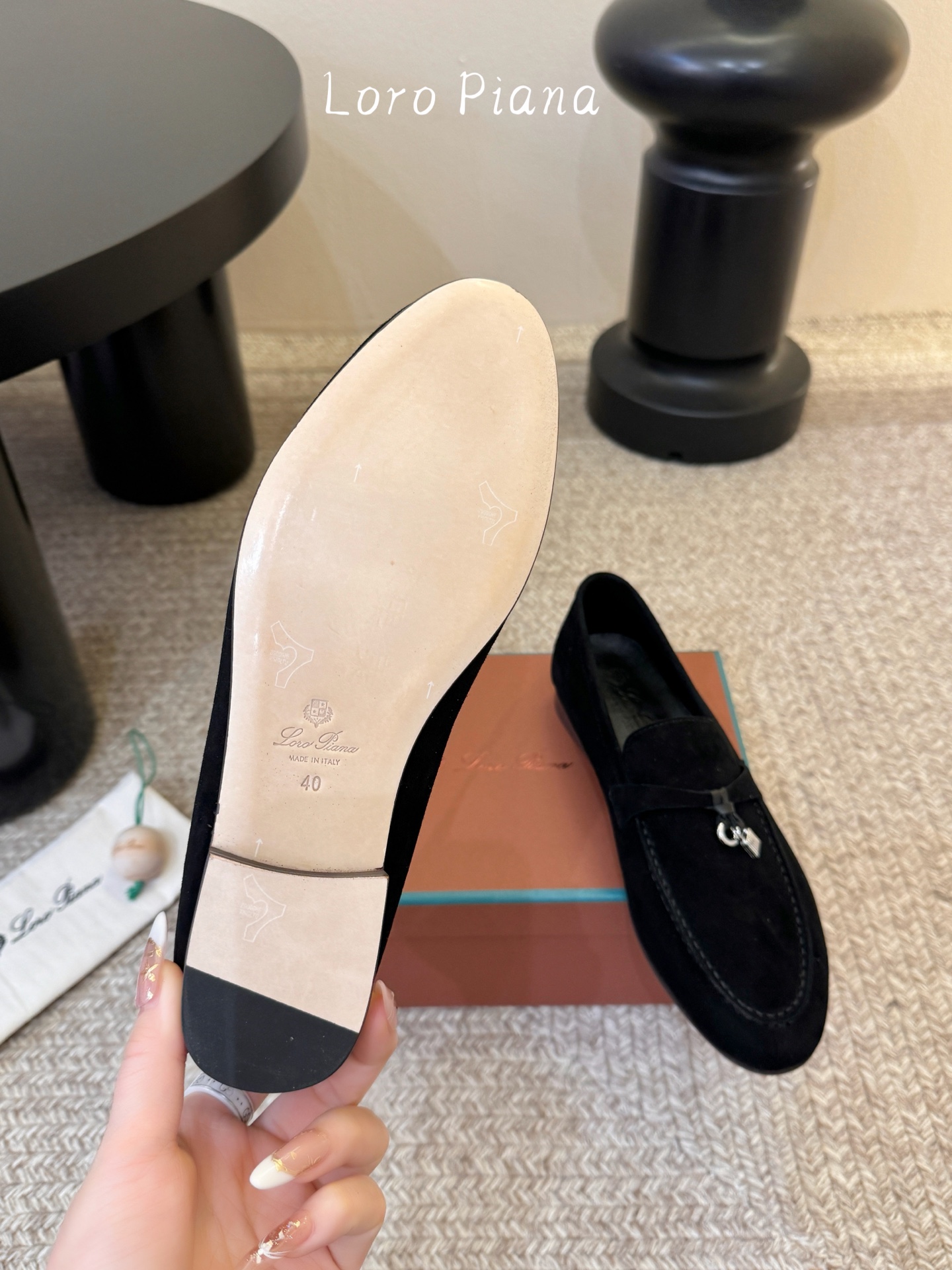 Loropiana经典情侣款高丝光牛皮乐福皮鞋🔥🔥🔥🔥🔥男士+10LP一直是以好穿舒适为主的设计风格 这