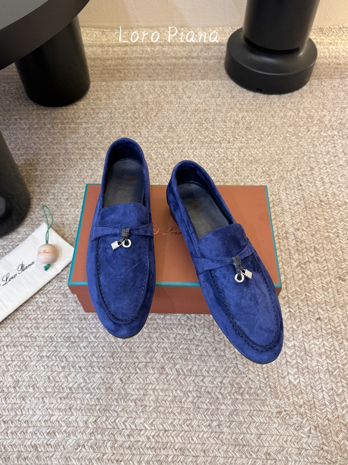 Loropiana经典情侣款高丝光牛皮乐福皮鞋🔥🔥🔥🔥🔥男士+10LP一直是以好穿舒适为主的设计风格 这