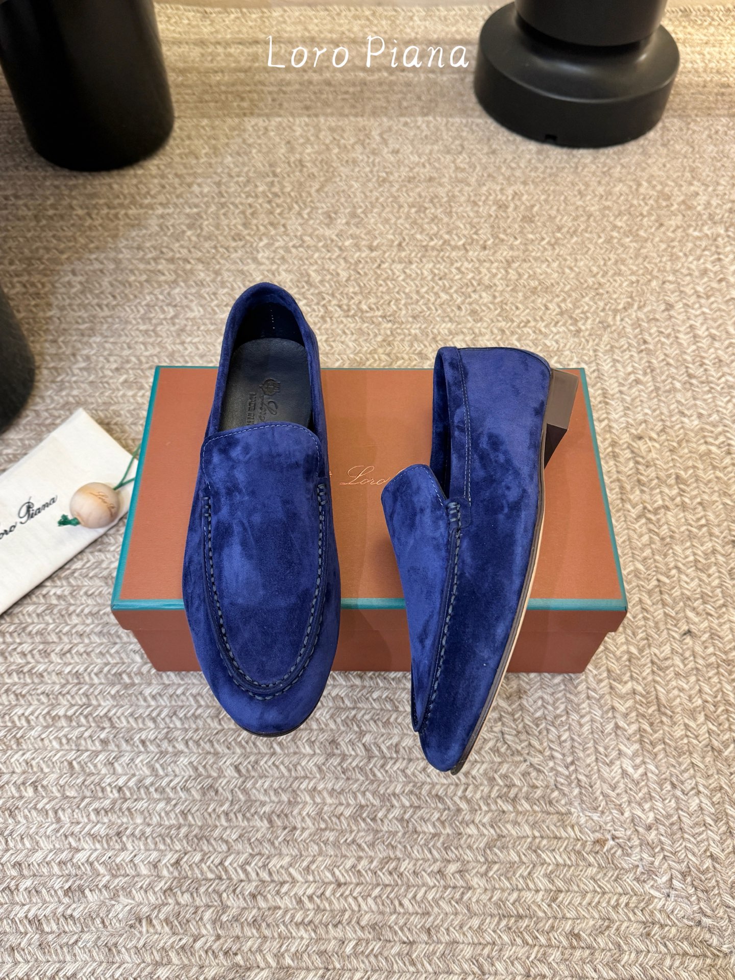 Loropiana经典情侣款高丝光牛皮乐福皮鞋🔥🔥🔥🔥🔥 男士+20LP一直是以好穿舒适为主的设计风格 