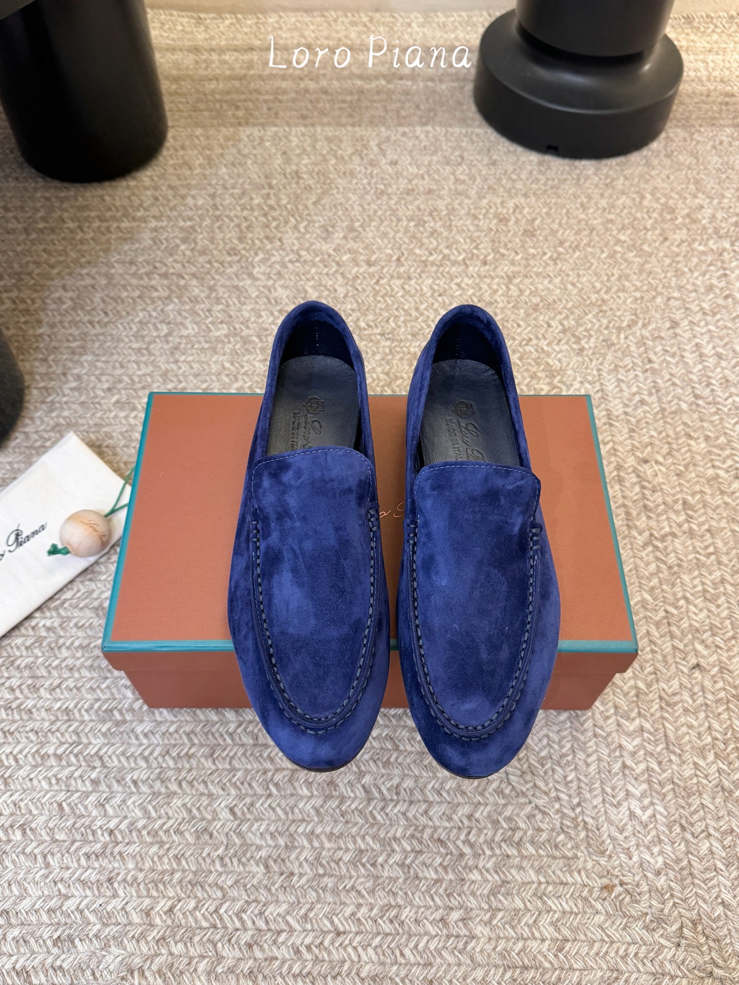 Loropiana经典情侣款高丝光牛皮乐福皮鞋🔥🔥🔥🔥🔥 男士+20LP一直是以好穿舒适为主的设计风格 