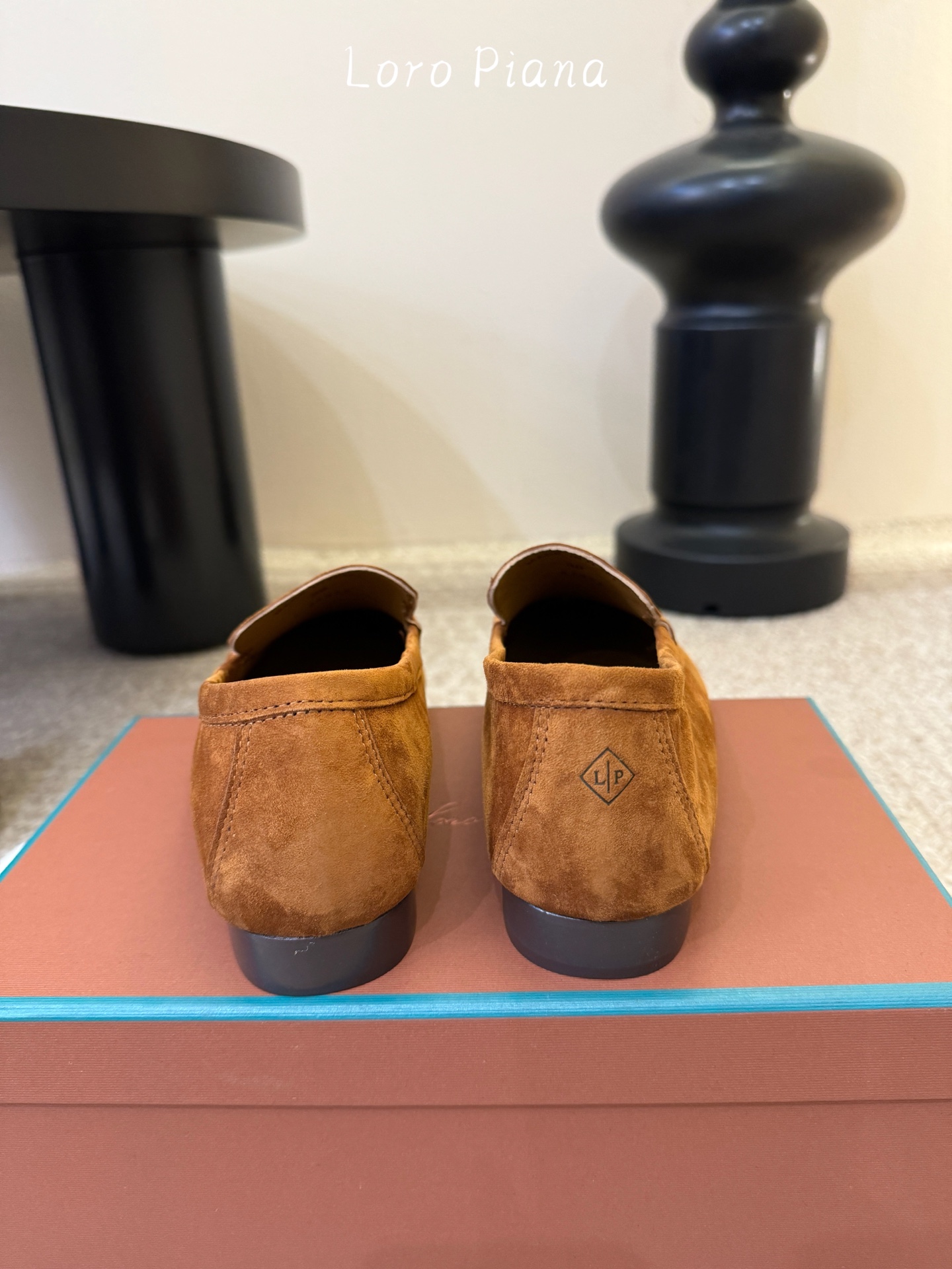 Loropiana经典情侣款高丝光牛皮乐福皮鞋🔥🔥🔥🔥🔥 男士+20LP一直是以好穿舒适为主的设计风格 
