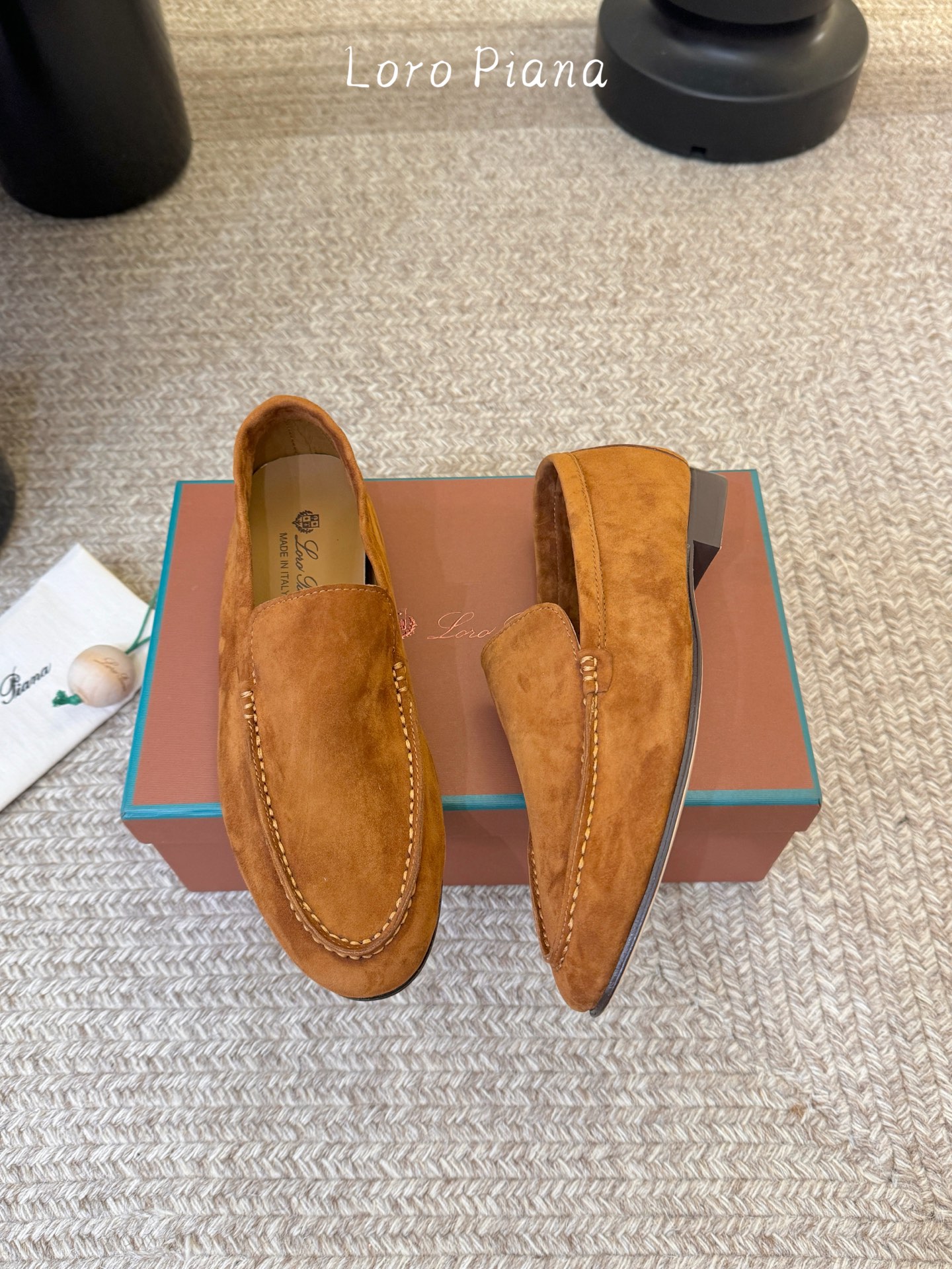Loropiana经典情侣款高丝光牛皮乐福皮鞋🔥🔥🔥🔥🔥 男士+20LP一直是以好穿舒适为主的设计风格 