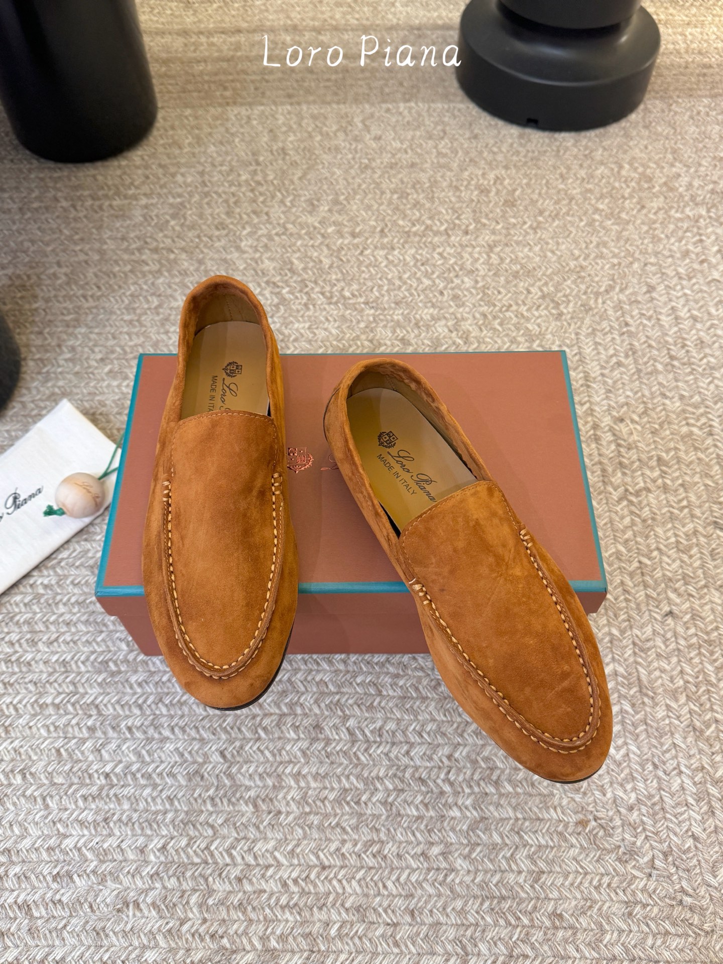 Loropiana经典情侣款高丝光牛皮乐福皮鞋🔥🔥🔥🔥🔥 男士+20LP一直是以好穿舒适为主的设计风格 