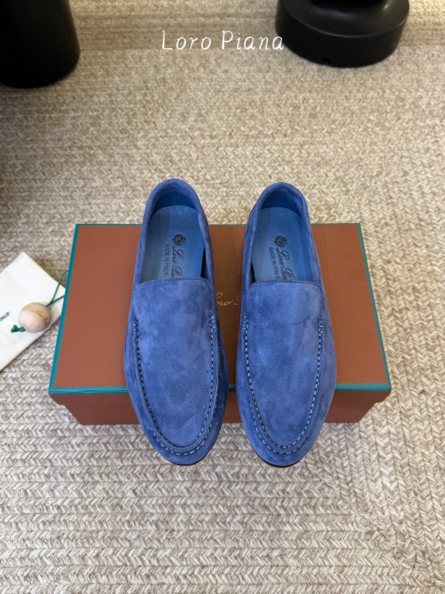 Loropiana经典情侣款高丝光牛皮乐福皮鞋🔥🔥🔥🔥🔥 男士+20LP一直是以好穿舒适为主的设计风格 