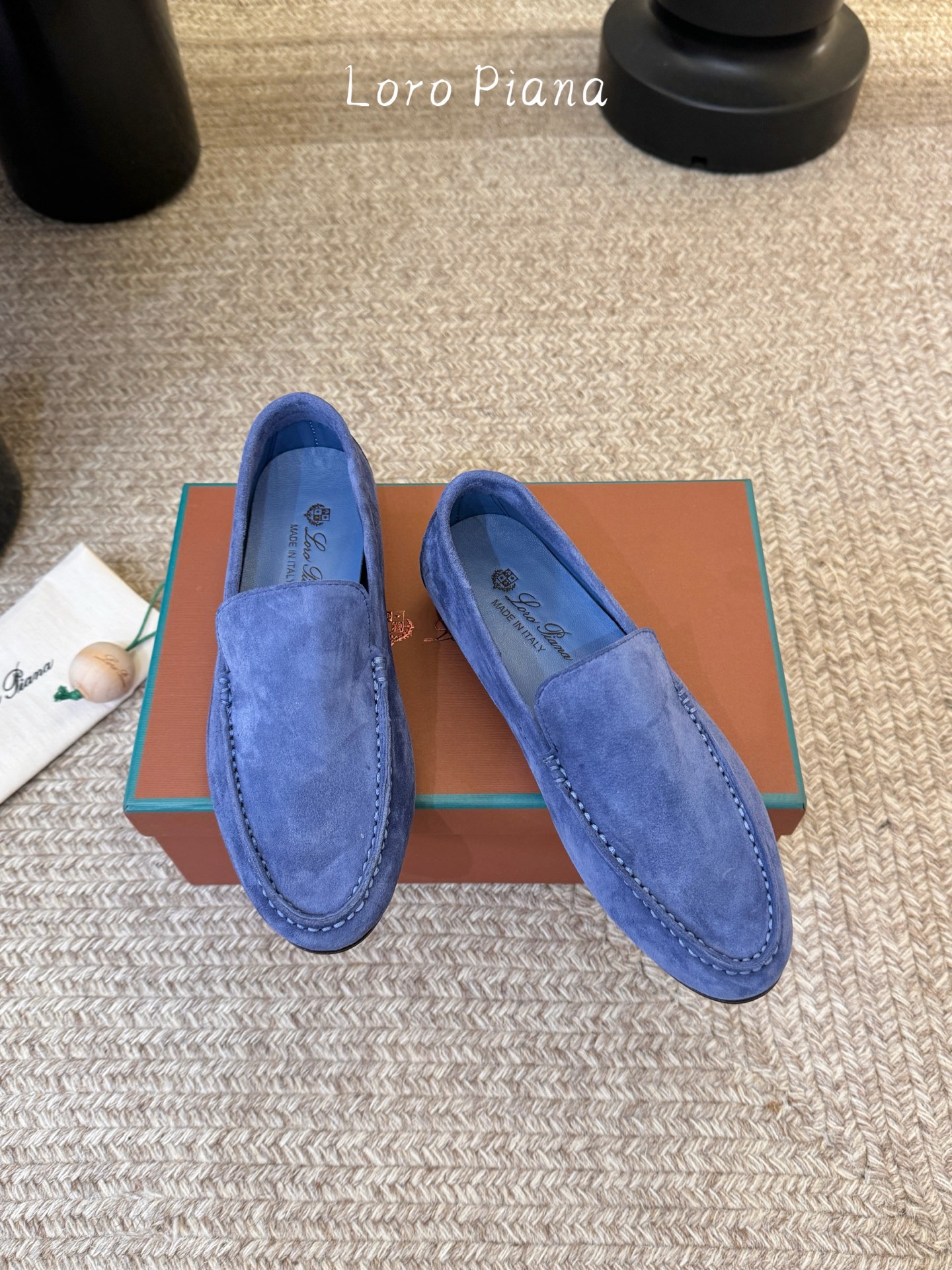 Loropiana经典情侣款高丝光牛皮乐福皮鞋🔥🔥🔥🔥🔥 男士+20LP一直是以好穿舒适为主的设计风格 