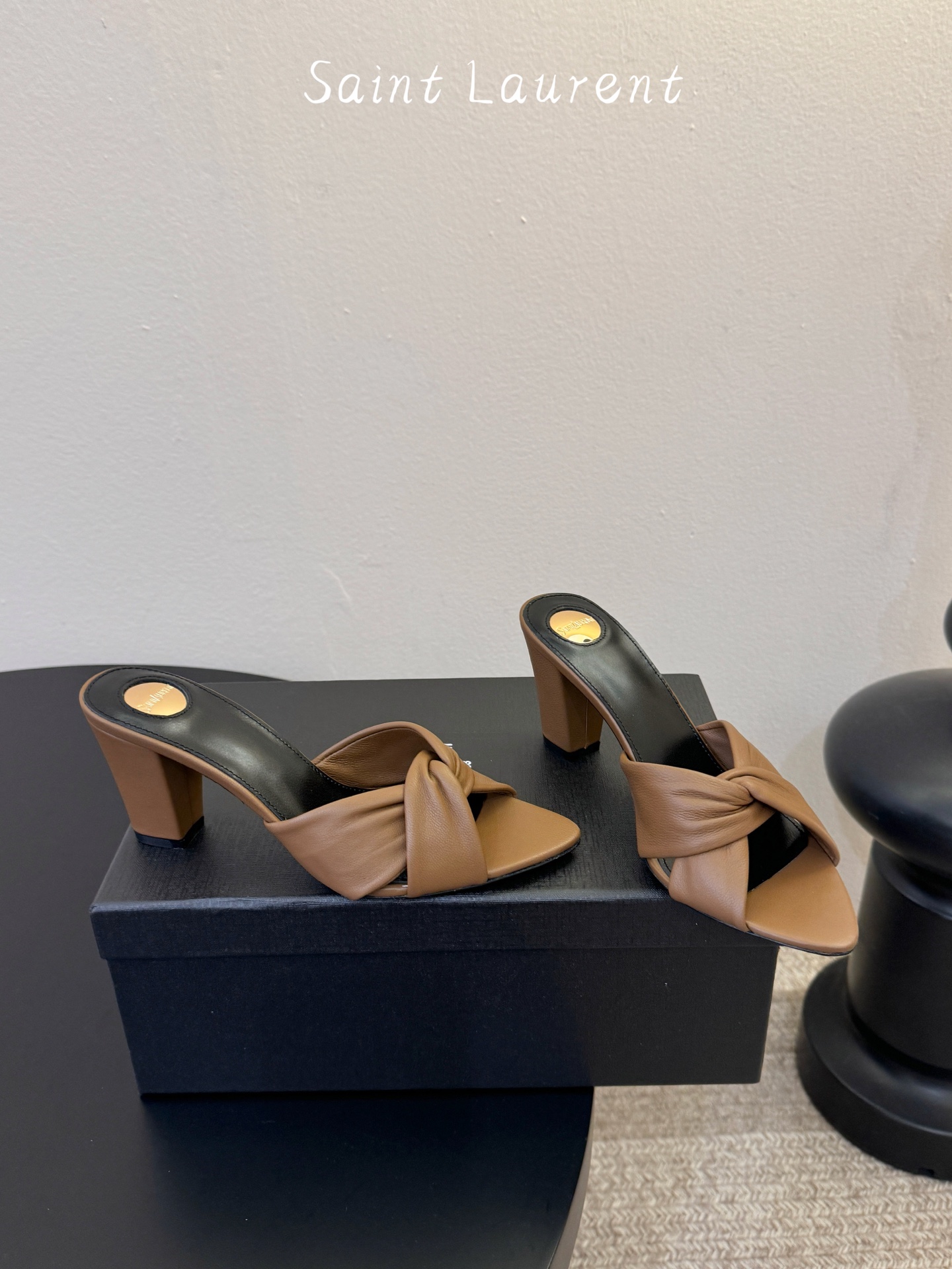 7cmSaint Laurent / 圣罗兰Lee尖头高跟鞋YSL姐姐的美丽尤物高跟鞋 又是人间圣罗兰 