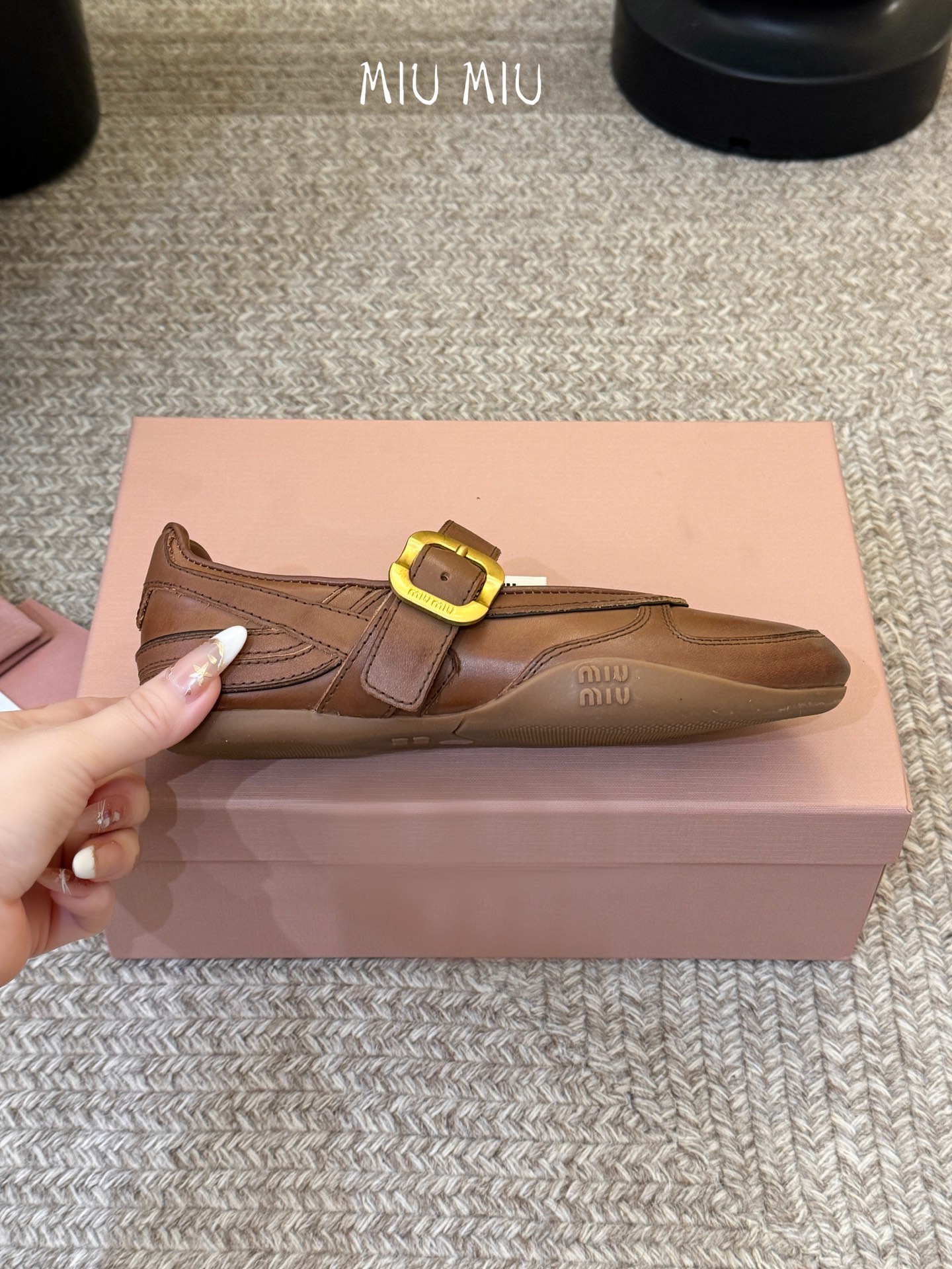 Miu Mi* deck shoes 麂皮玛丽珍小皮鞋乐福鞋miumiu家新款deck shoes也太有