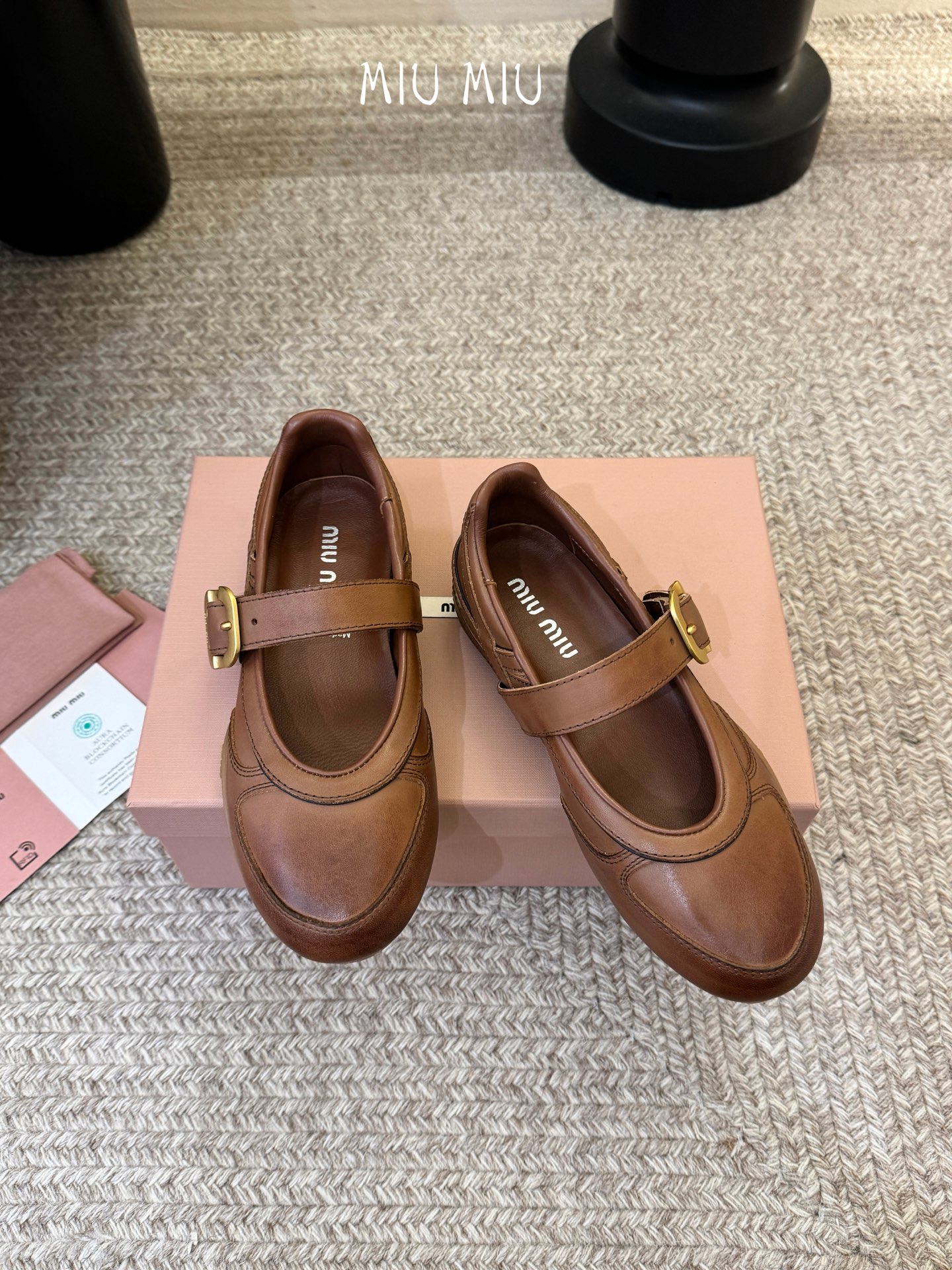 Miu Mi* deck shoes 麂皮玛丽珍小皮鞋乐福鞋miumiu家新款deck shoes也太有