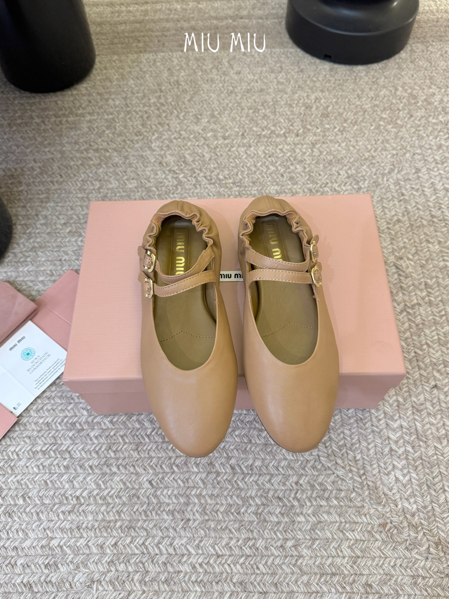 MiuMiu 缪缪 25ss早春新款 走秀新款一脚蹬懒人鞋玛丽珍芭蕾舞鞋官方春夏走秀新款，时髦百搭·即可