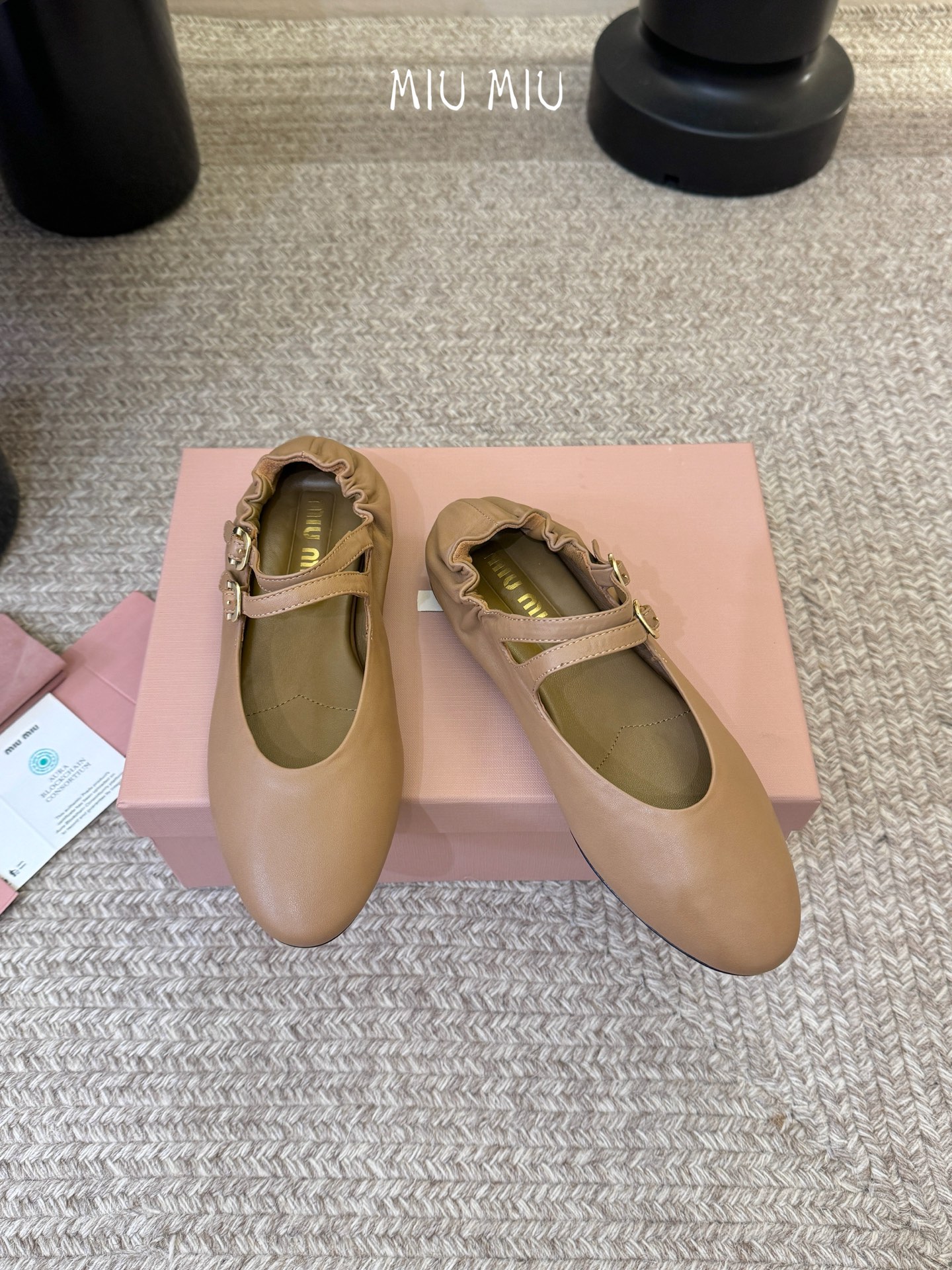 MiuMiu 缪缪 25ss早春新款 走秀新款一脚蹬懒人鞋玛丽珍芭蕾舞鞋官方春夏走秀新款，时髦百搭·即可
