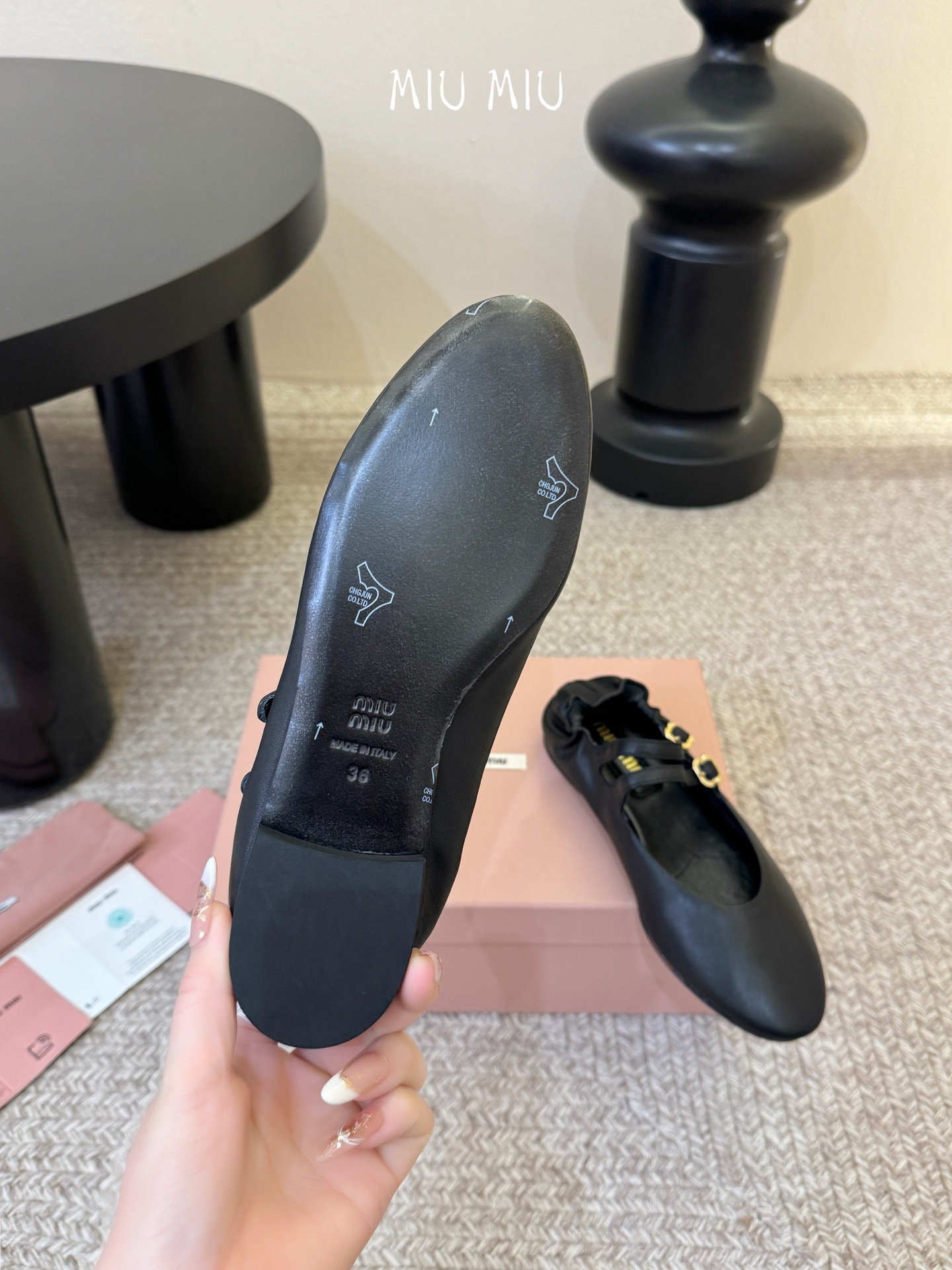 MiuMiu 缪缪 25ss早春新款 走秀新款一脚蹬懒人鞋玛丽珍芭蕾舞鞋官方春夏走秀新款，时髦百搭·即可