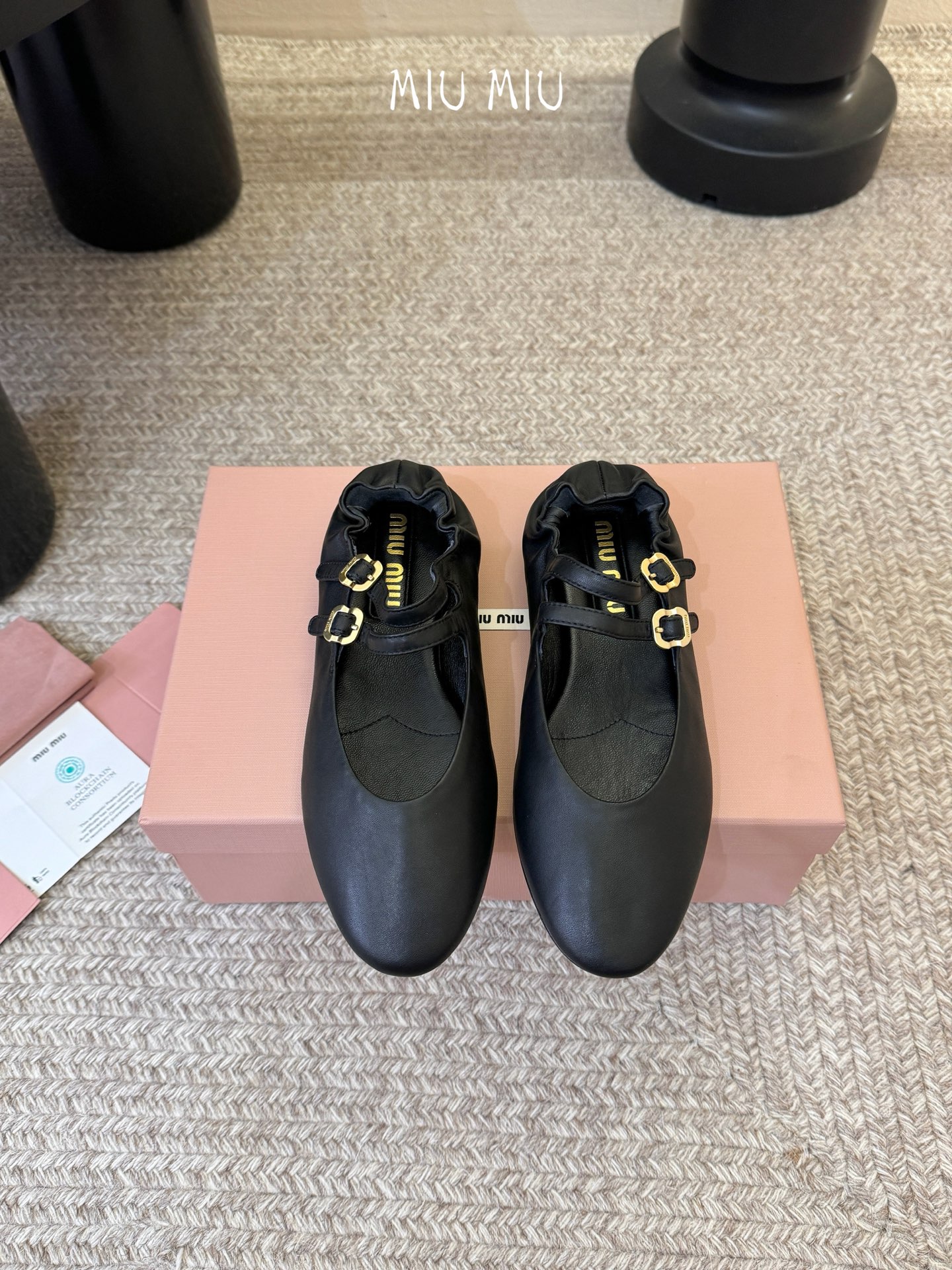 MiuMiu 缪缪 25ss早春新款 走秀新款一脚蹬懒人鞋玛丽珍芭蕾舞鞋官方春夏走秀新款，时髦百搭·即可