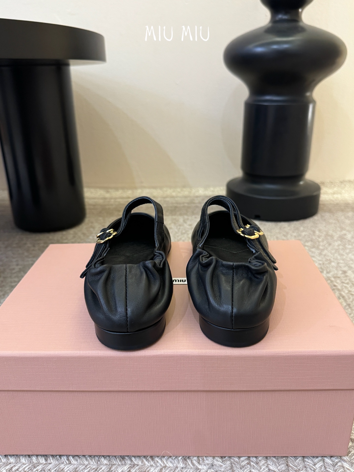 MiuMiu 缪缪 25ss早春新款 走秀新款一脚蹬懒人鞋玛丽珍芭蕾舞鞋官方春夏走秀新款，时髦百搭·即可