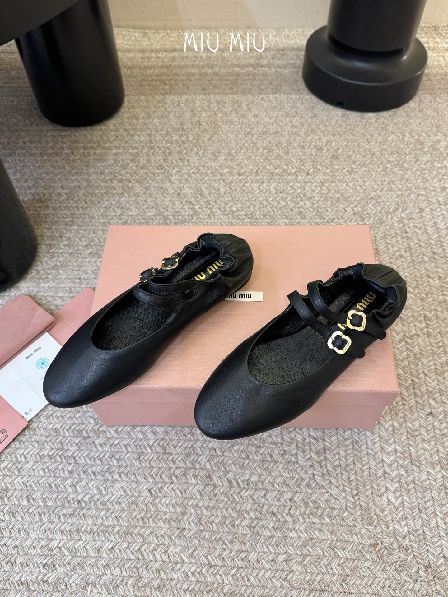 MiuMiu 缪缪 25ss早春新款 走秀新款一脚蹬懒人鞋玛丽珍芭蕾舞鞋官方春夏走秀新款，时髦百搭·即可