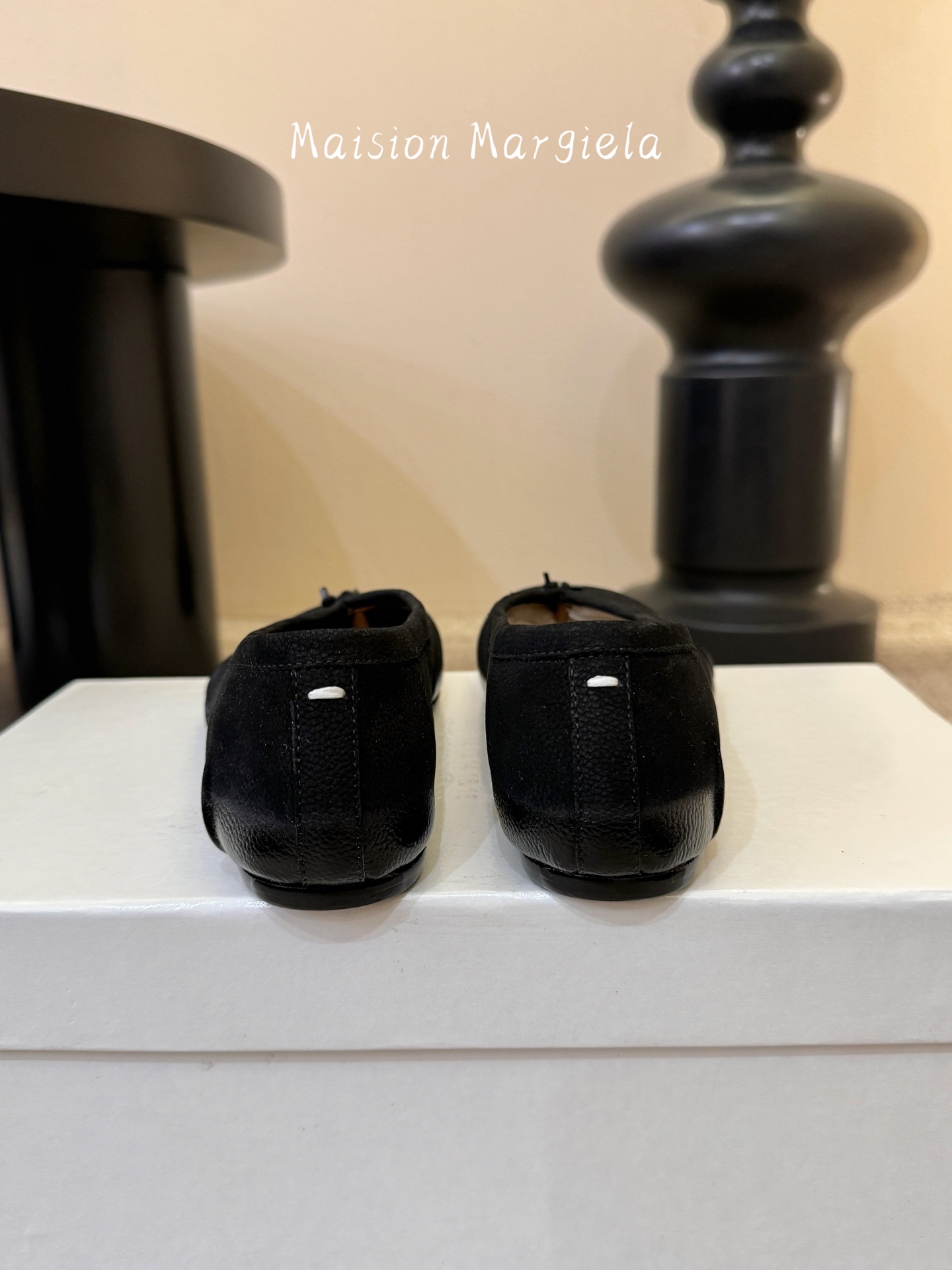 Maison Margiel*26ss早春新款分趾芭蕾鞋标志性分趾鞋型，打破传统鞋履设计，重塑足部美学，