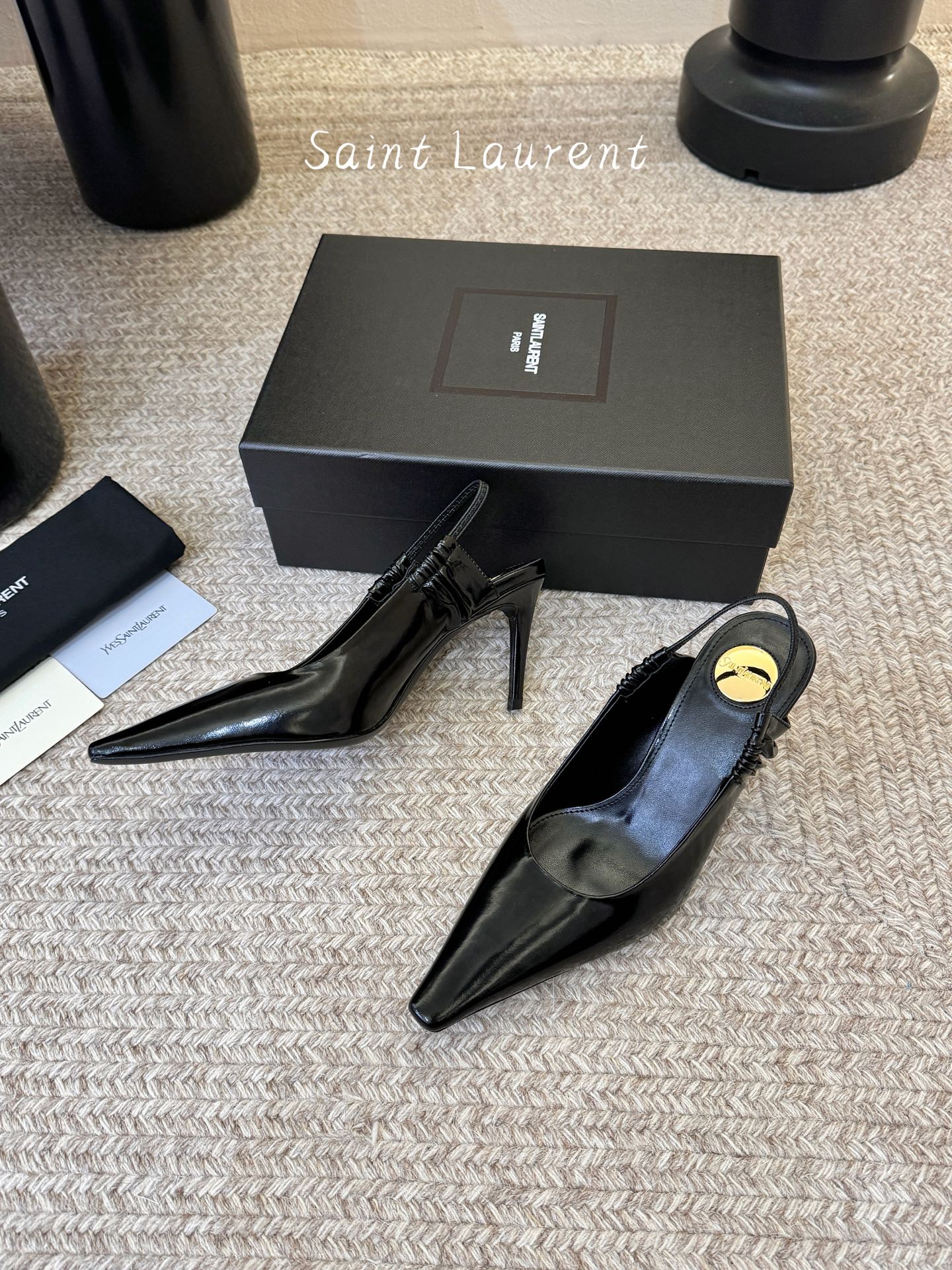 7.5cmsaint laurent 26ss ysl 尖头后空高跟鞋单鞋上脚特别稳，超跟脚，放心入！鞋