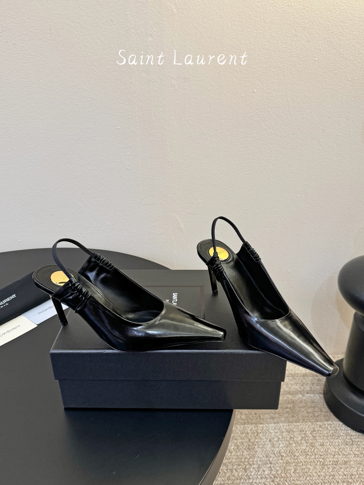 7.5cmsaint laurent 26ss ysl 尖头后空高跟鞋单鞋上脚特别稳，超跟脚，放心入！鞋