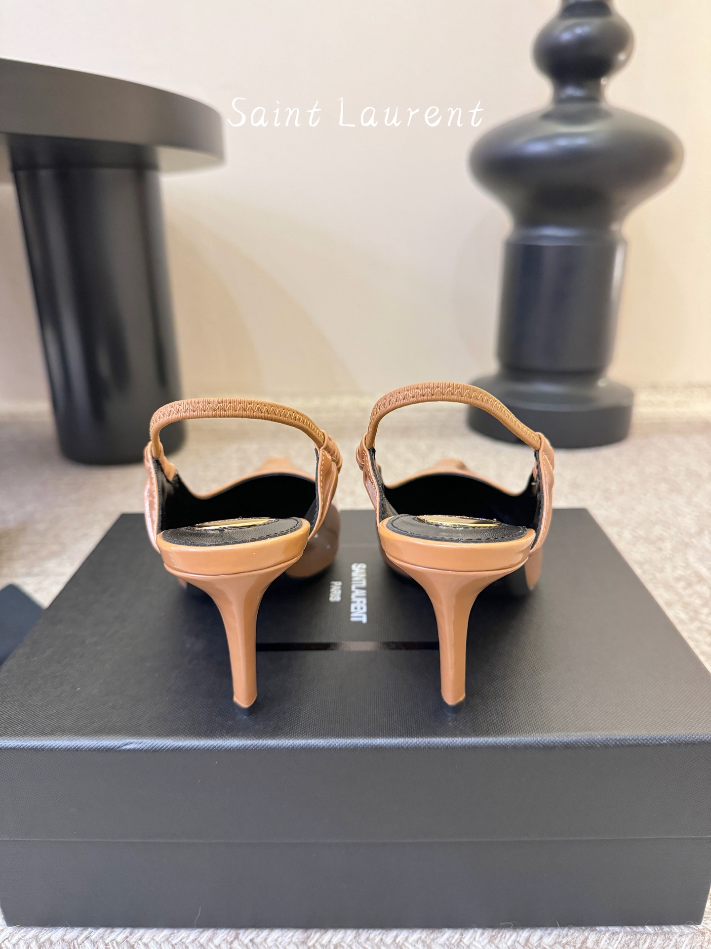 7.5cmsaint laurent 26ss ysl 尖头后空高跟鞋单鞋上脚特别稳，超跟脚，放心入！鞋