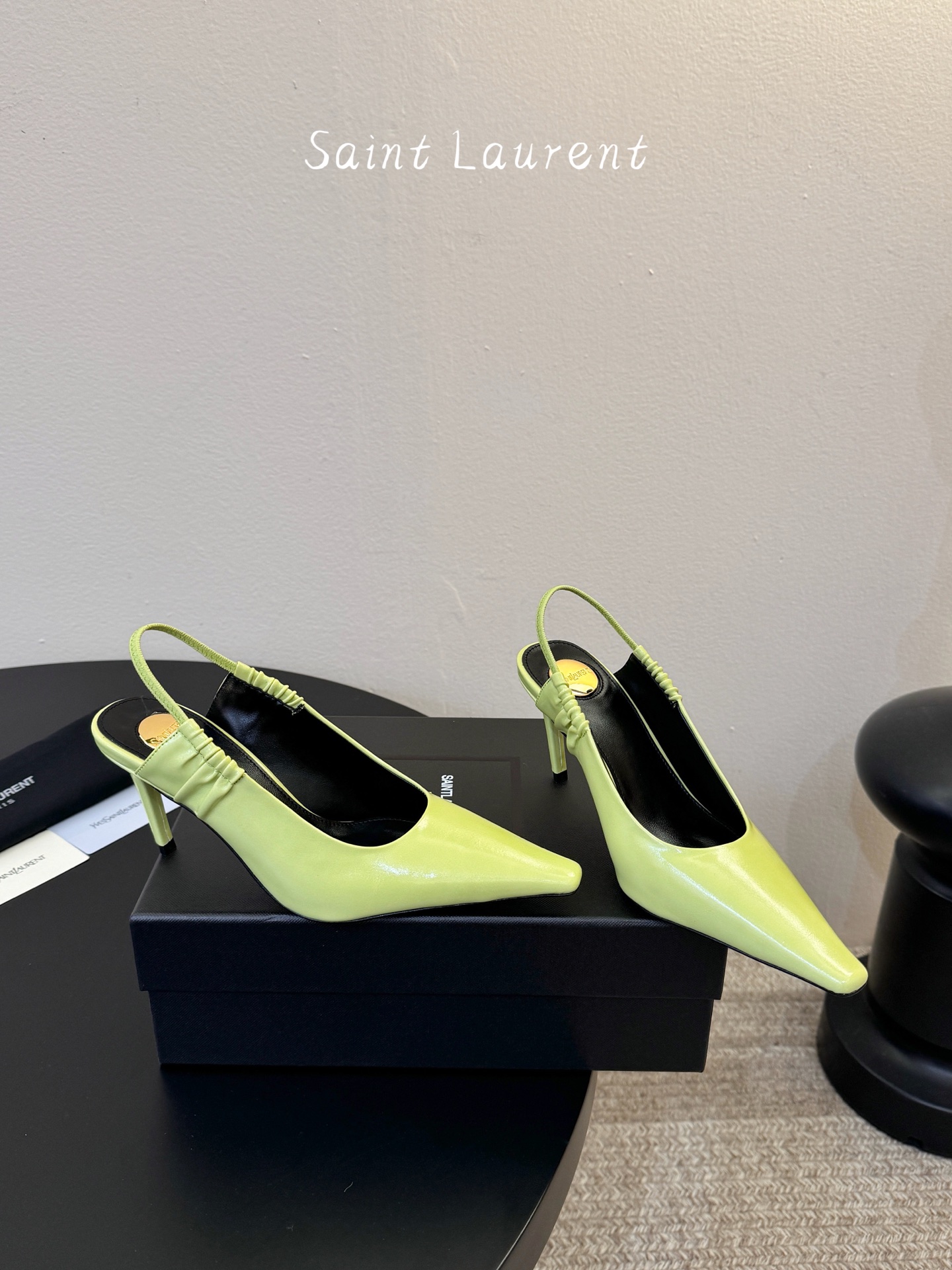 7.5cmsaint laurent 26ss ysl 尖头后空高跟鞋单鞋上脚特别稳，超跟脚，放心入！鞋