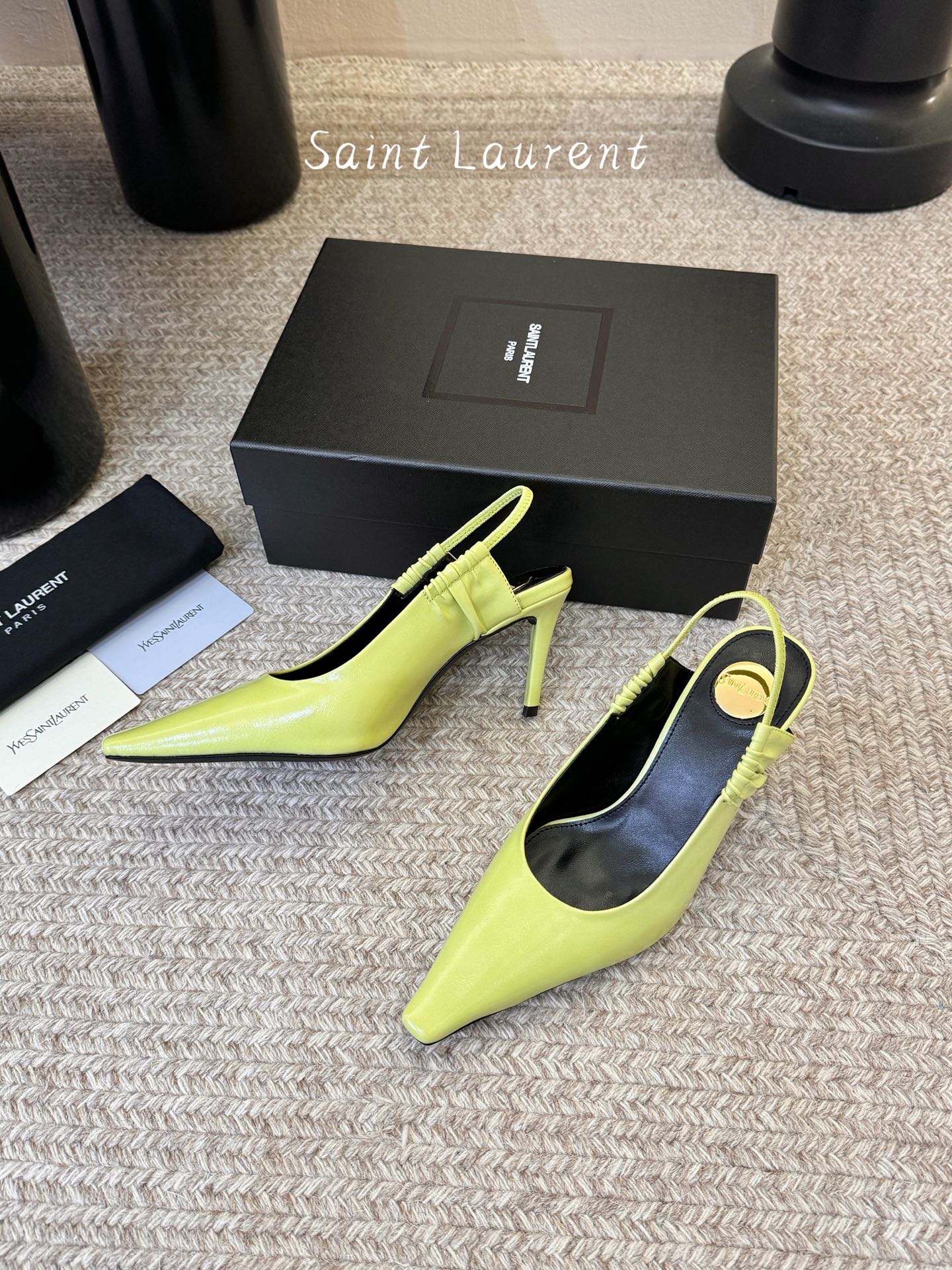 7.5cmsaint laurent 26ss ysl 尖头后空高跟鞋单鞋上脚特别稳，超跟脚，放心入！鞋