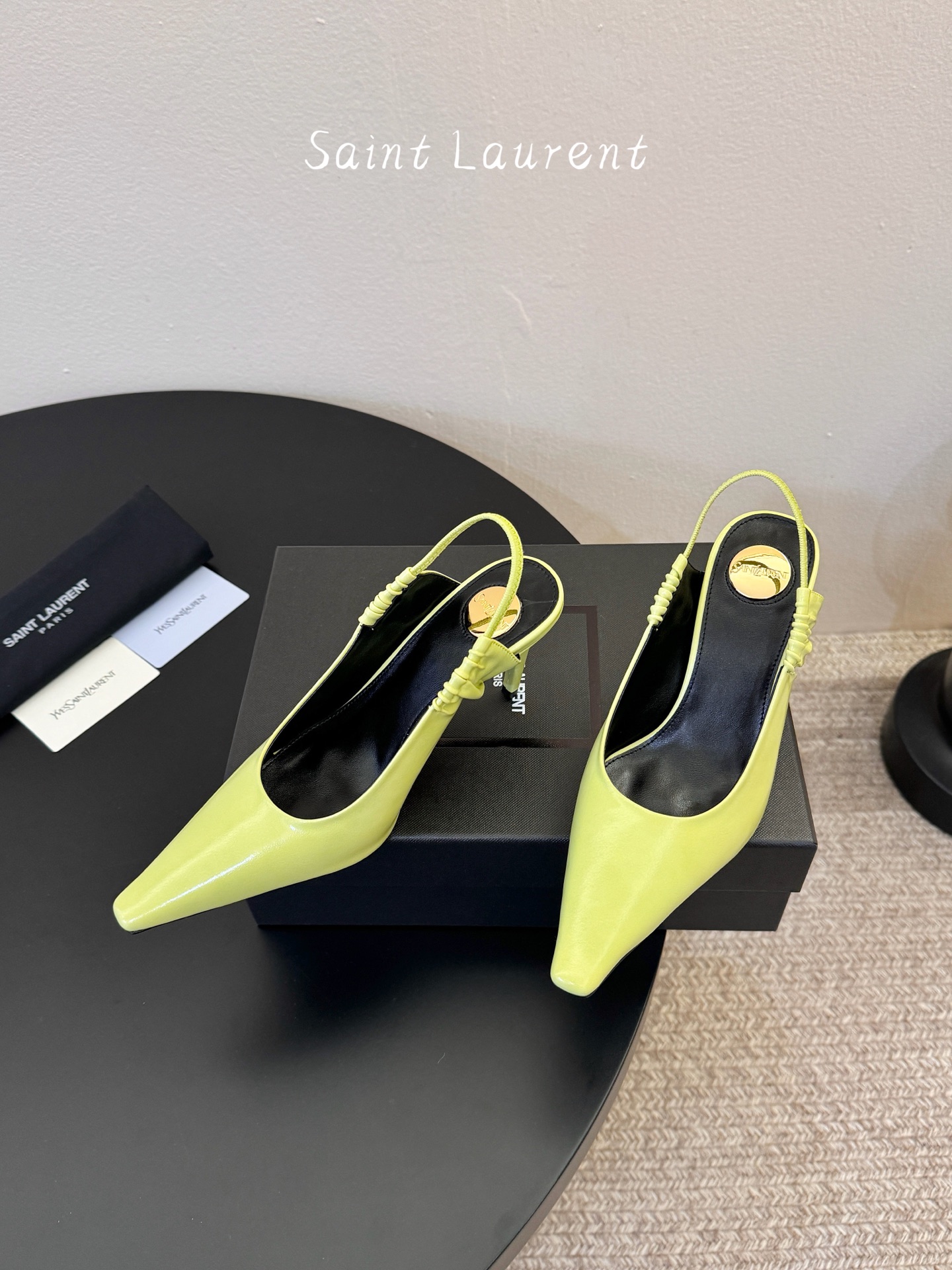 7.5cmsaint laurent 26ss ysl 尖头后空高跟鞋单鞋上脚特别稳，超跟脚，放心入！鞋