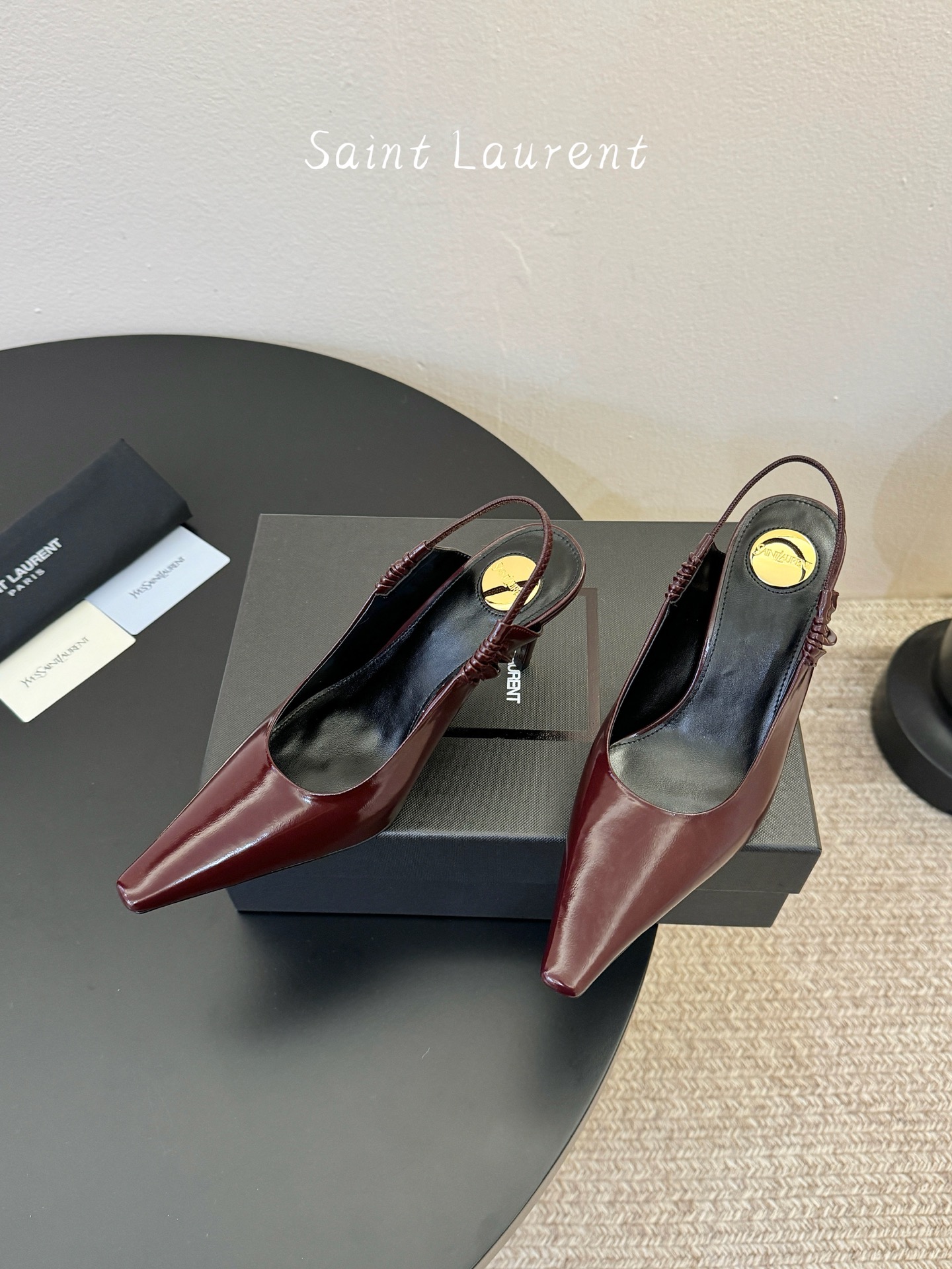 7.5cmsaint laurent 26ss ysl 尖头后空高跟鞋单鞋上脚特别稳，超跟脚，放心入！鞋