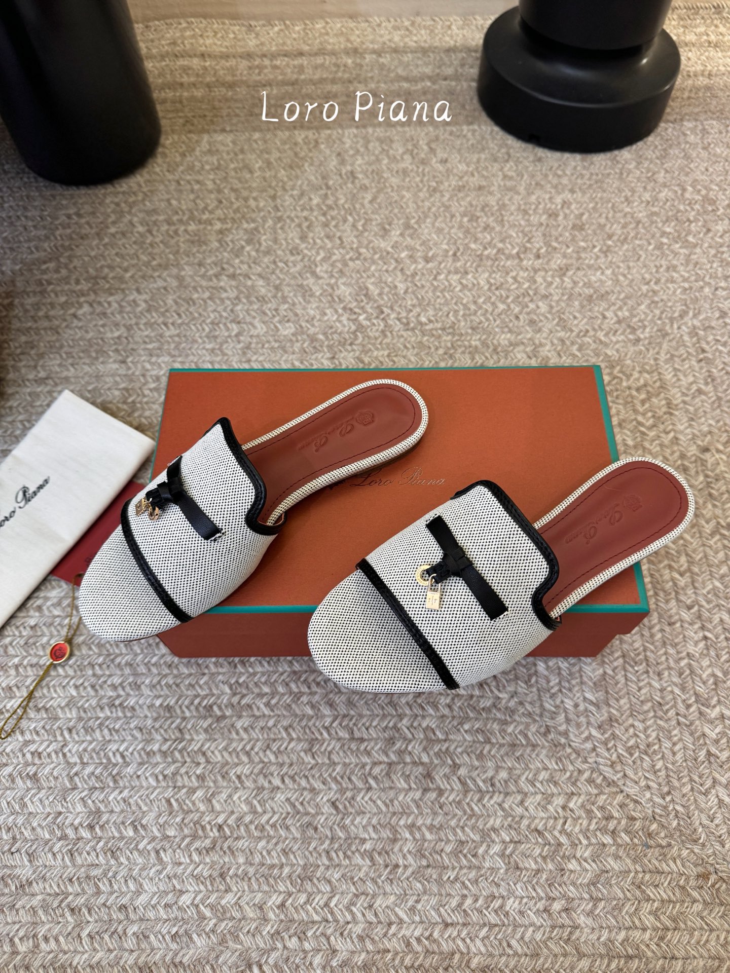 平底最新配色 Loro Piana 诺悠翩雅 Loro piana Summer Charms经典款平底