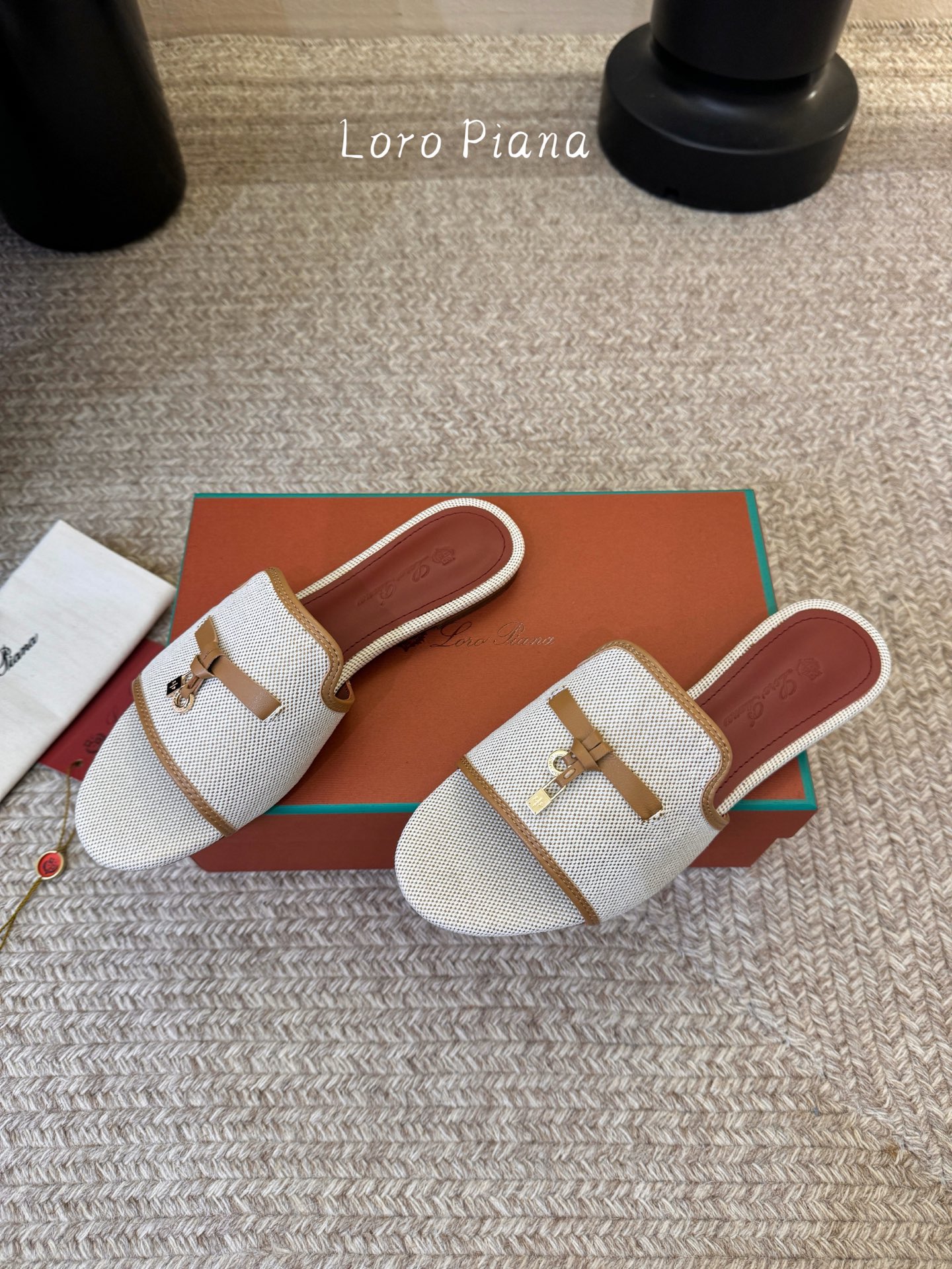 平底最新配色 Loro Piana 诺悠翩雅 Loro piana Summer Charms经典款平底