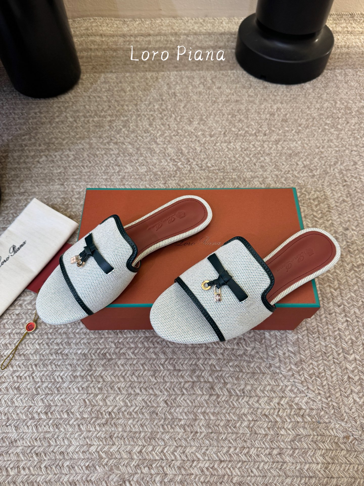 平底最新配色 Loro Piana 诺悠翩雅 Loro piana Summer Charms经典款平底