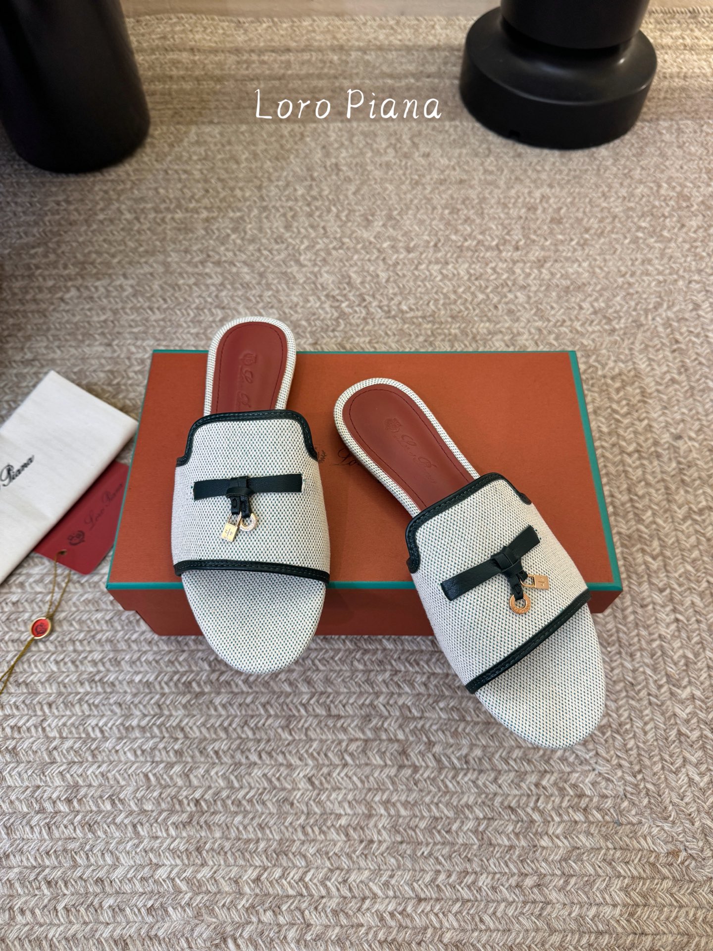 平底最新配色 Loro Piana 诺悠翩雅 Loro piana Summer Charms经典款平底