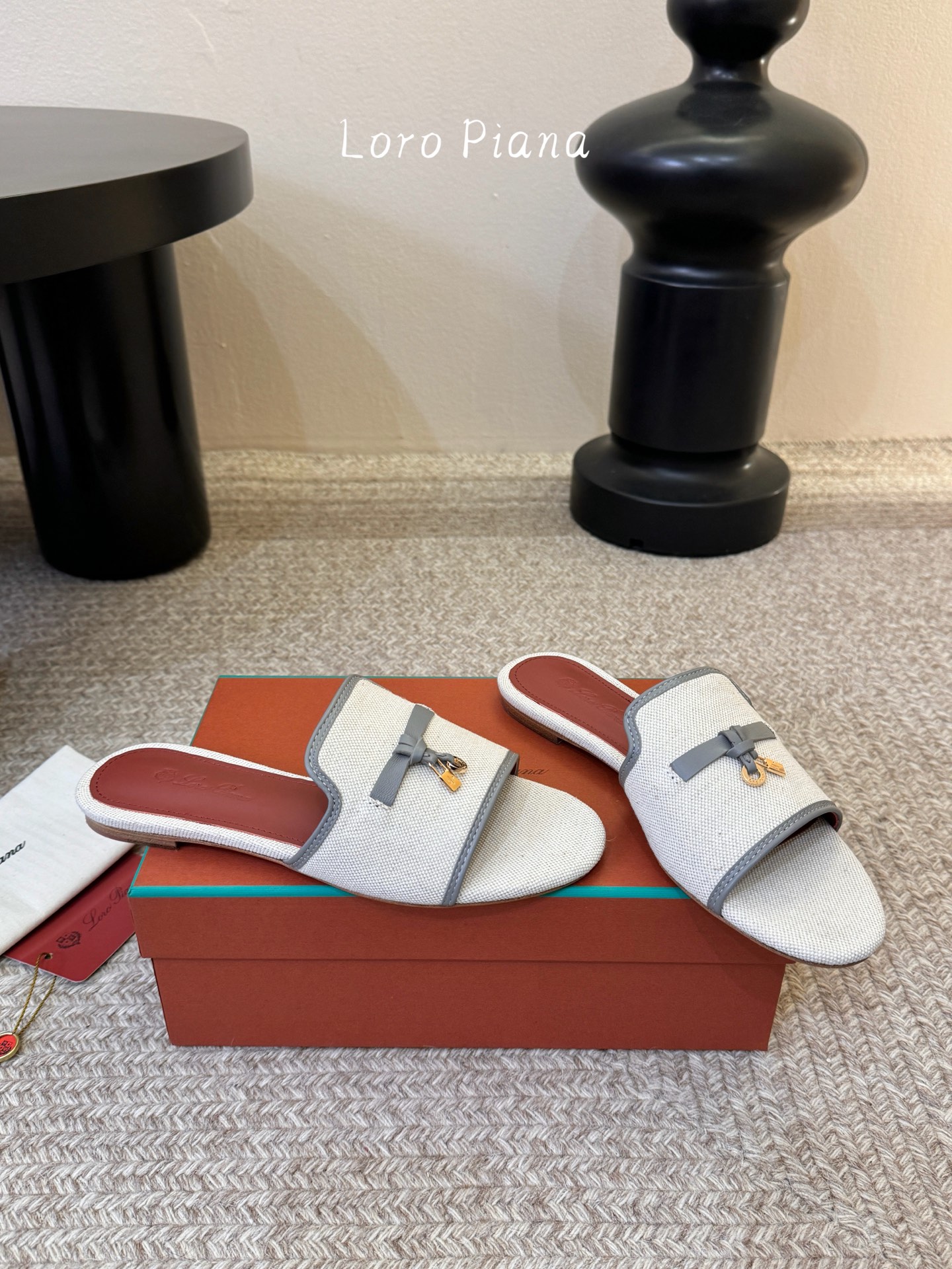 平底最新配色 Loro Piana 诺悠翩雅 Loro piana Summer Charms经典款平底