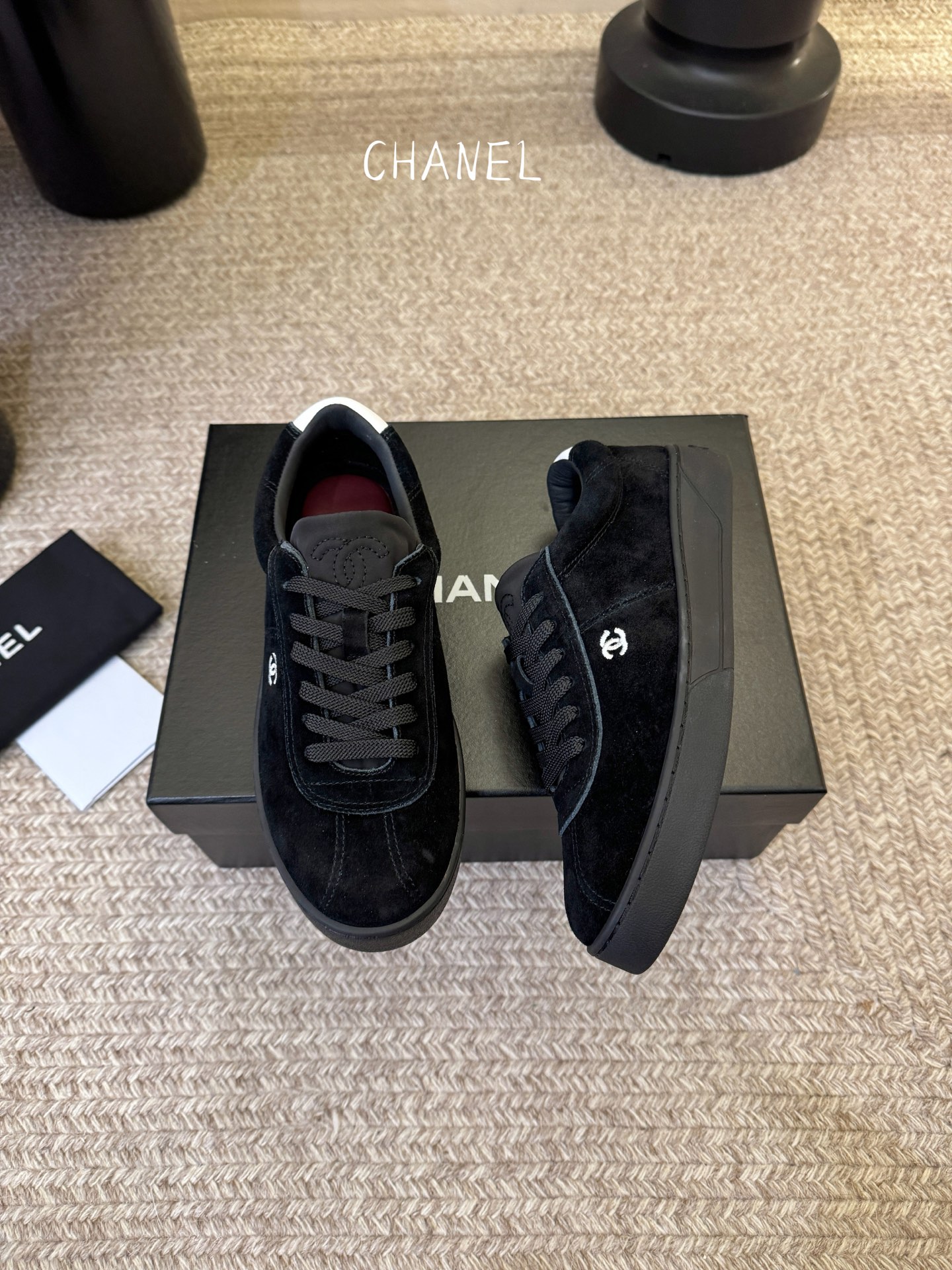 CHANEL香奈儿26S 新款休闲运动鞋专柜同步 专柜非常火爆 非常难买的一款鞋 全网最火的厚底熊猫鞋 