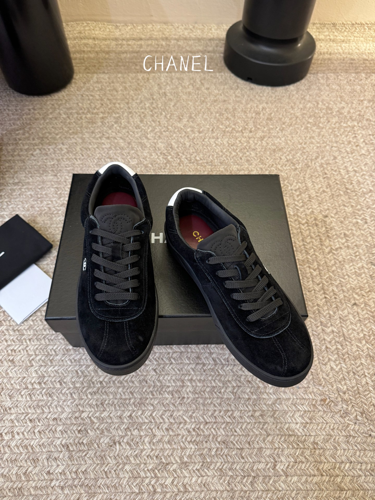 CHANEL香奈儿26S 新款休闲运动鞋专柜同步 专柜非常火爆 非常难买的一款鞋 全网最火的厚底熊猫鞋 