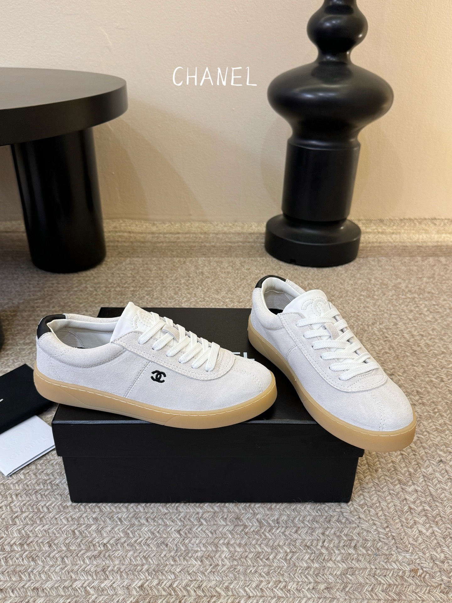 CHANEL香奈儿26S 新款休闲运动鞋专柜同步 专柜非常火爆 非常难买的一款鞋 全网最火的厚底熊猫鞋 