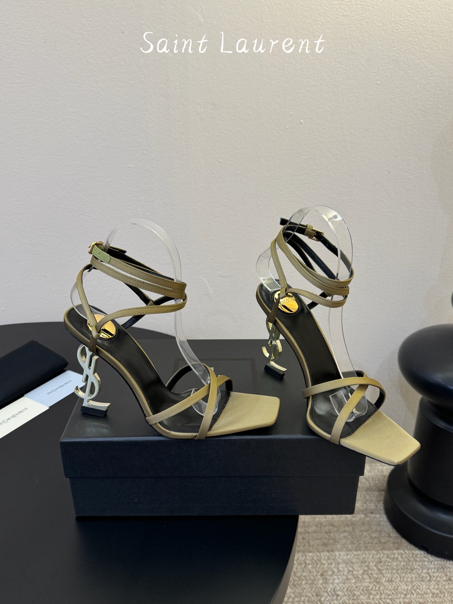 圣罗兰Saint Lauren* 25ss新品交叉带高跟鞋绝美圣罗兰也不过于此！Ysl走秀款高跟鞋 各种