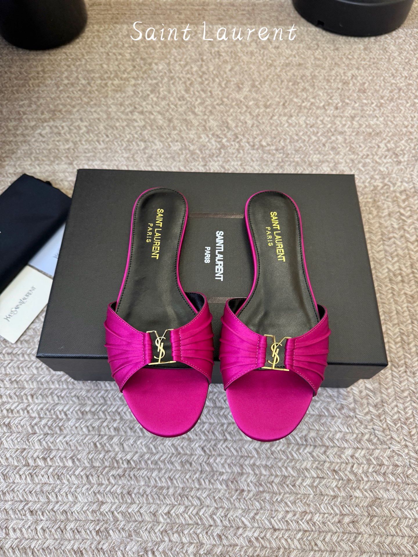 圣罗兰Saint Lauren* ss新YSL Logo平底鞋拖Ysl走秀款高跟鞋 各种小裙子搭配起来 