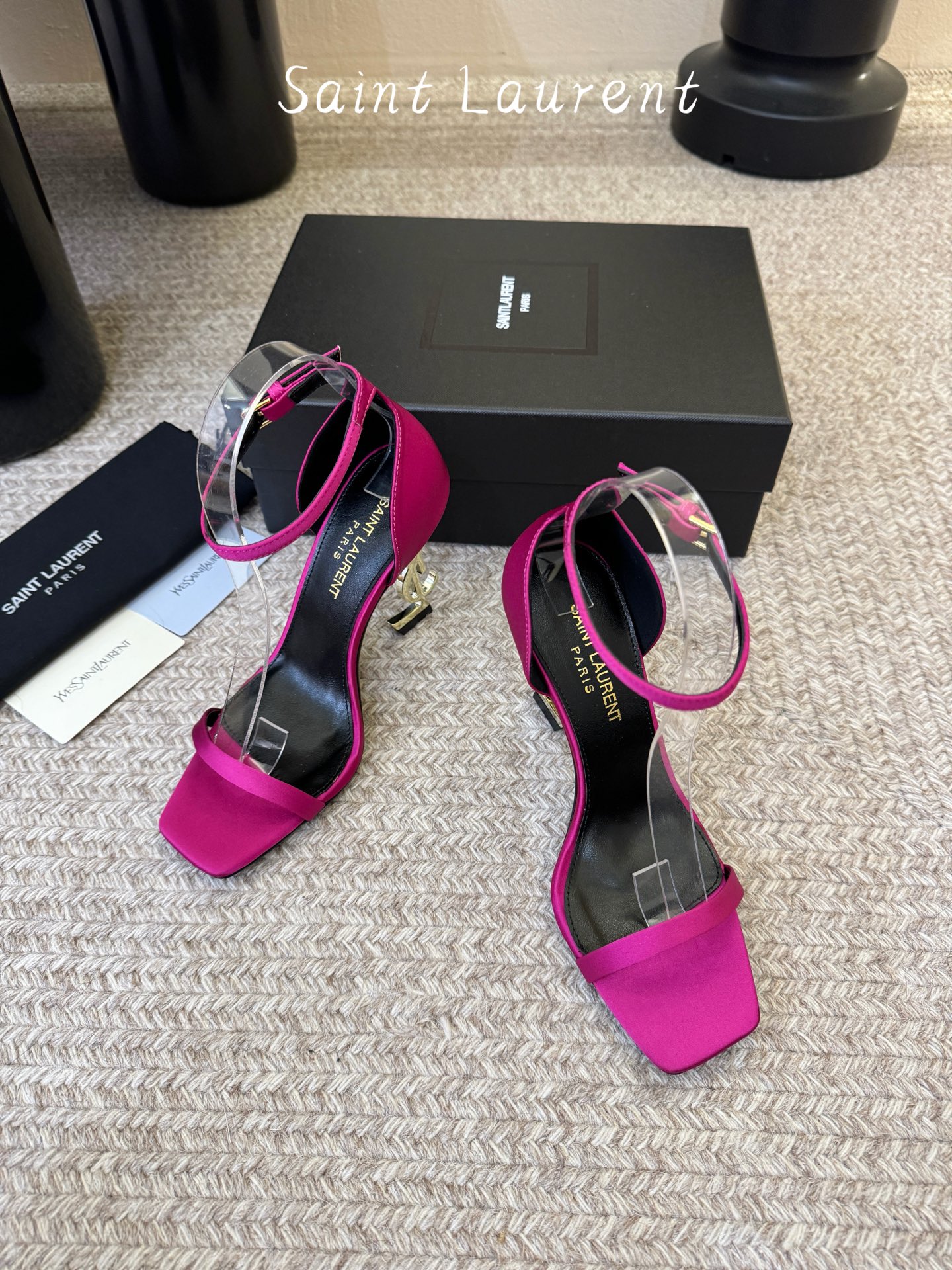 𝗦𝗔𝗜𝗡𝗧 𝗟𝗔𝗨𝗥𝗘𝗡*ysl 经典款高跟凉鞋 唯有YSL最懂女人心 不接受反驳 超级无敌女人味神器 