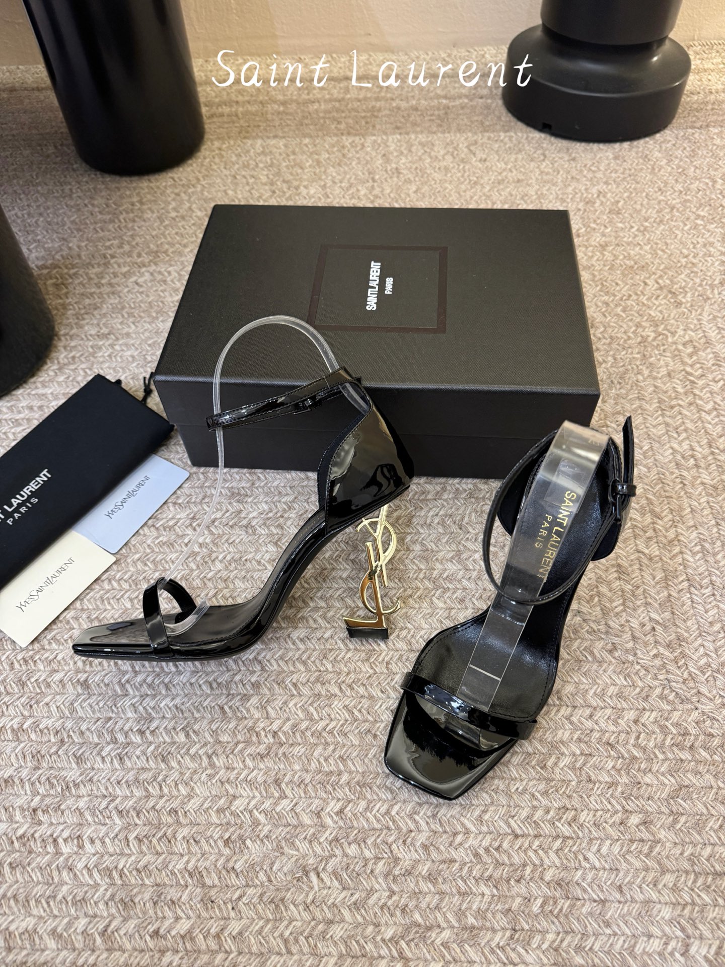 𝗦𝗔𝗜𝗡𝗧 𝗟𝗔𝗨𝗥𝗘𝗡*ysl 经典款高跟凉鞋 唯有YSL最懂女人心 不接受反驳 超级无敌女人味神器 