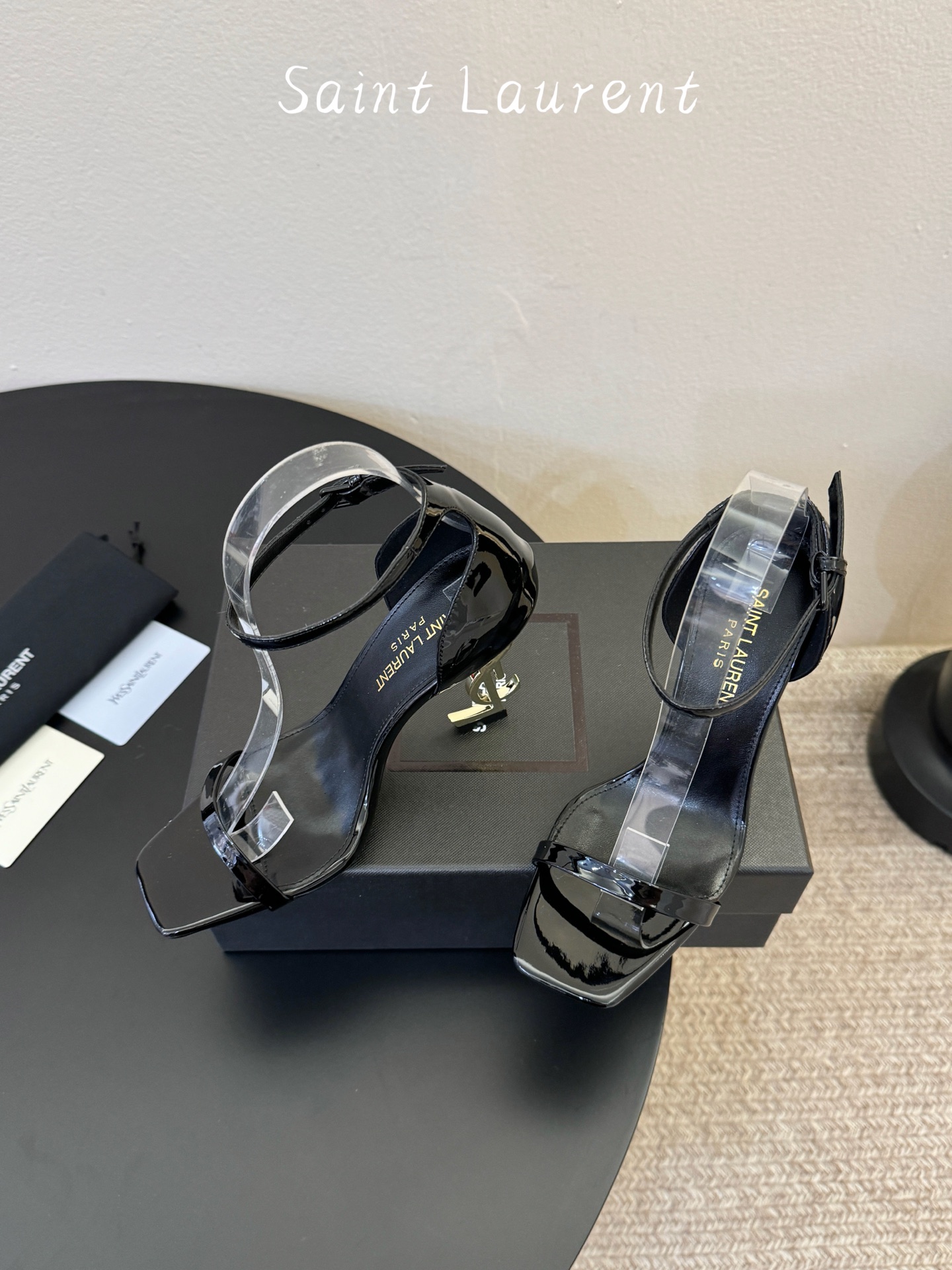 𝗦𝗔𝗜𝗡𝗧 𝗟𝗔𝗨𝗥𝗘𝗡*ysl 经典款高跟凉鞋 唯有YSL最懂女人心 不接受反驳 超级无敌女人味神器 