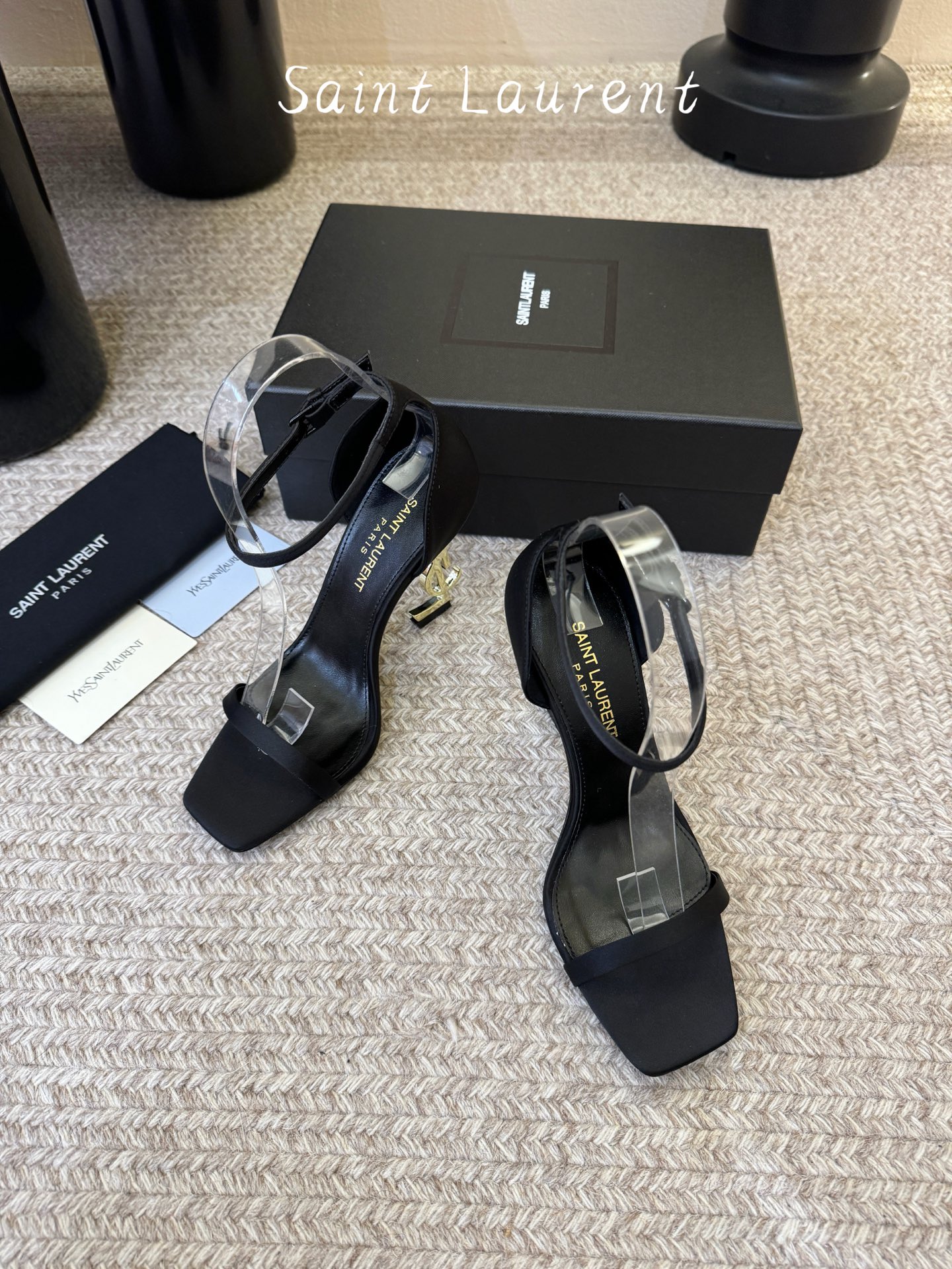 𝗦𝗔𝗜𝗡𝗧 𝗟𝗔𝗨𝗥𝗘𝗡*ysl 经典款高跟凉鞋 唯有YSL最懂女人心 不接受反驳 超级无敌女人味神器 