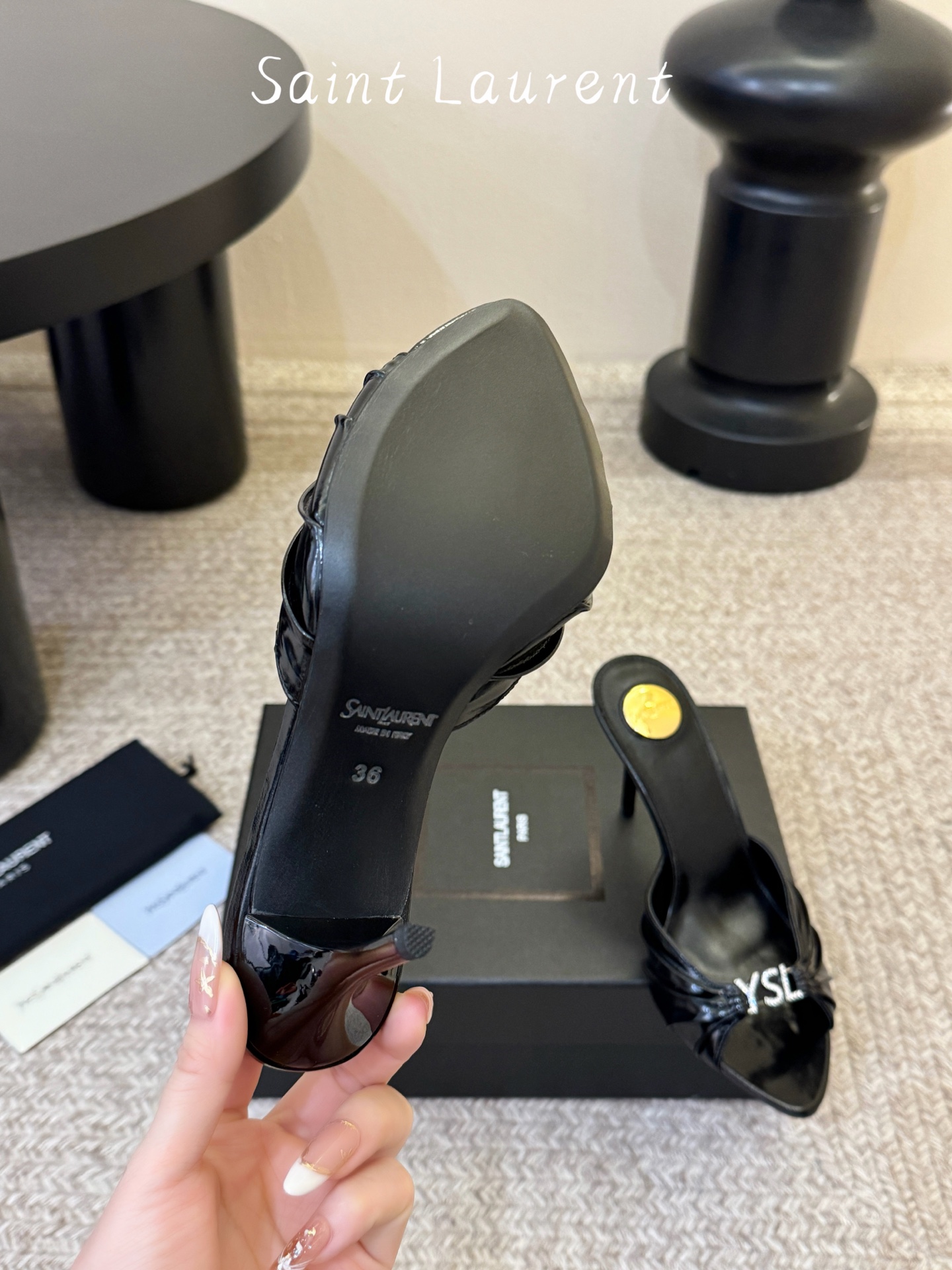 下单备注9cmSaint Laurent / 圣罗兰Lee金属钻链条尖头高跟鞋YSL姐姐的美丽尤物高跟鞋