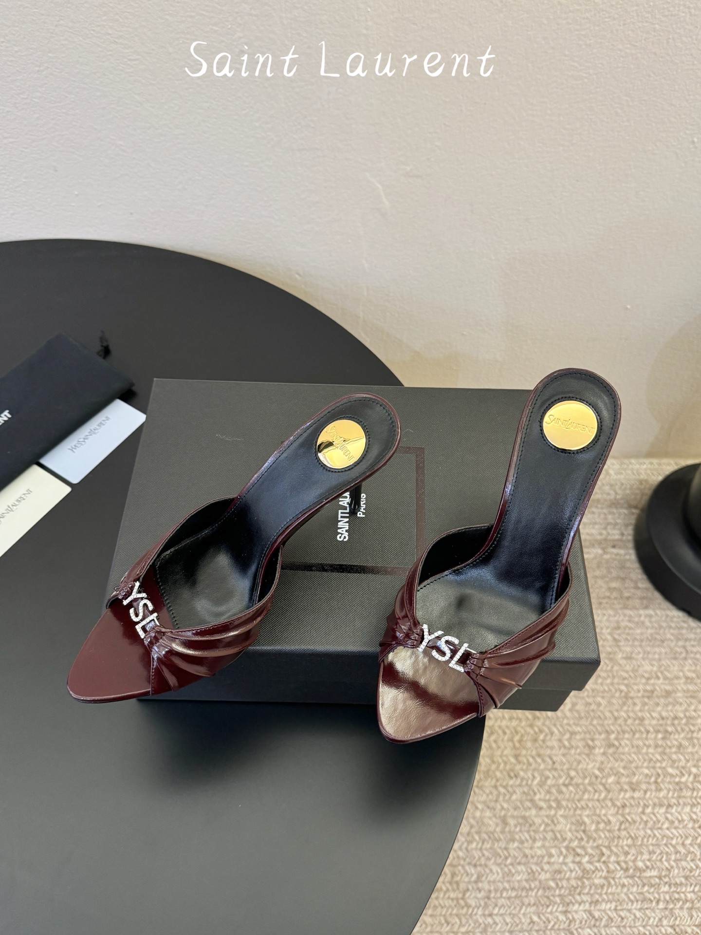 下单备注9cmSaint Laurent / 圣罗兰Lee金属钻链条尖头高跟鞋YSL姐姐的美丽尤物高跟鞋