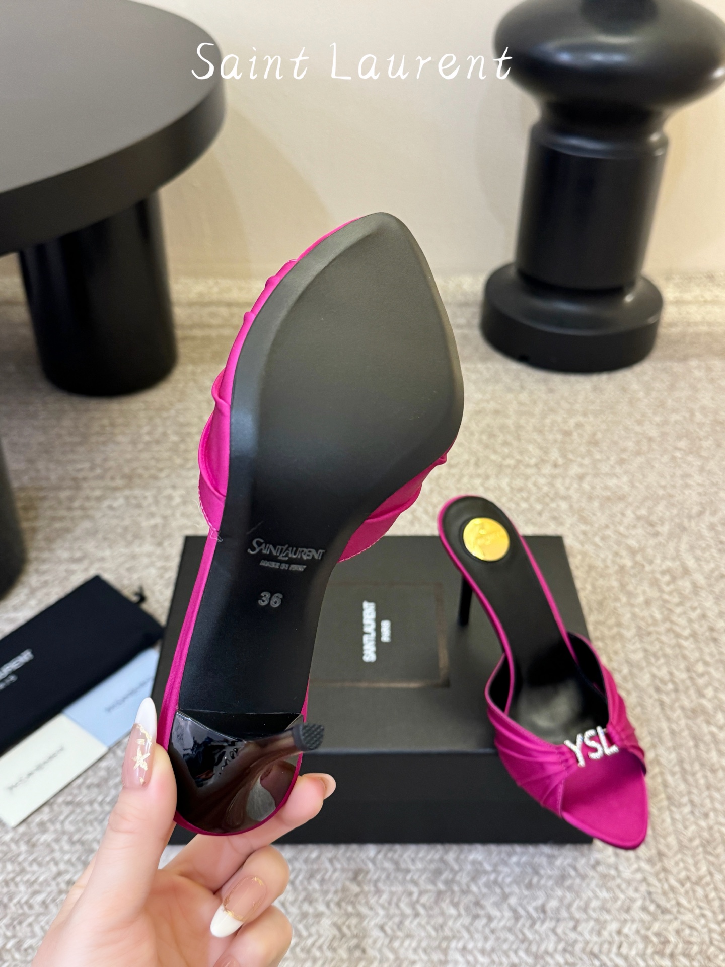 下单备注9cmSaint Laurent / 圣罗兰Lee金属钻链条尖头高跟鞋YSL姐姐的美丽尤物高跟鞋