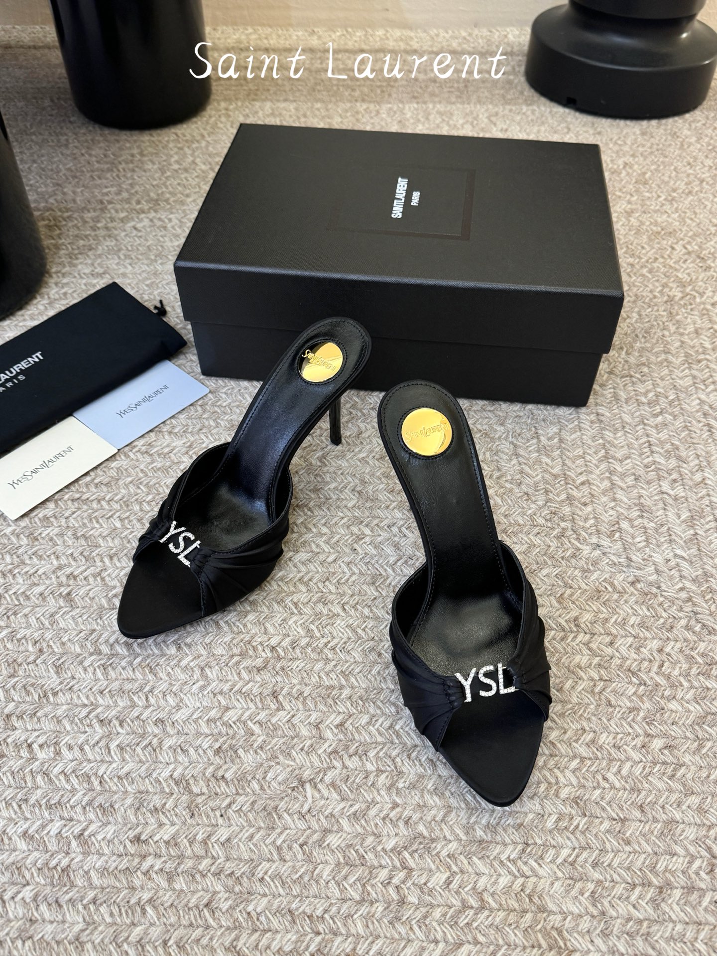 下单备注9cmSaint Laurent / 圣罗兰Lee金属钻链条尖头高跟鞋YSL姐姐的美丽尤物高跟鞋