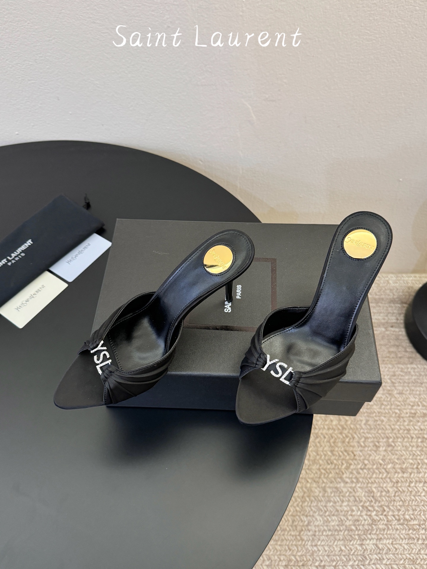 下单备注9cmSaint Laurent / 圣罗兰Lee金属钻链条尖头高跟鞋YSL姐姐的美丽尤物高跟鞋