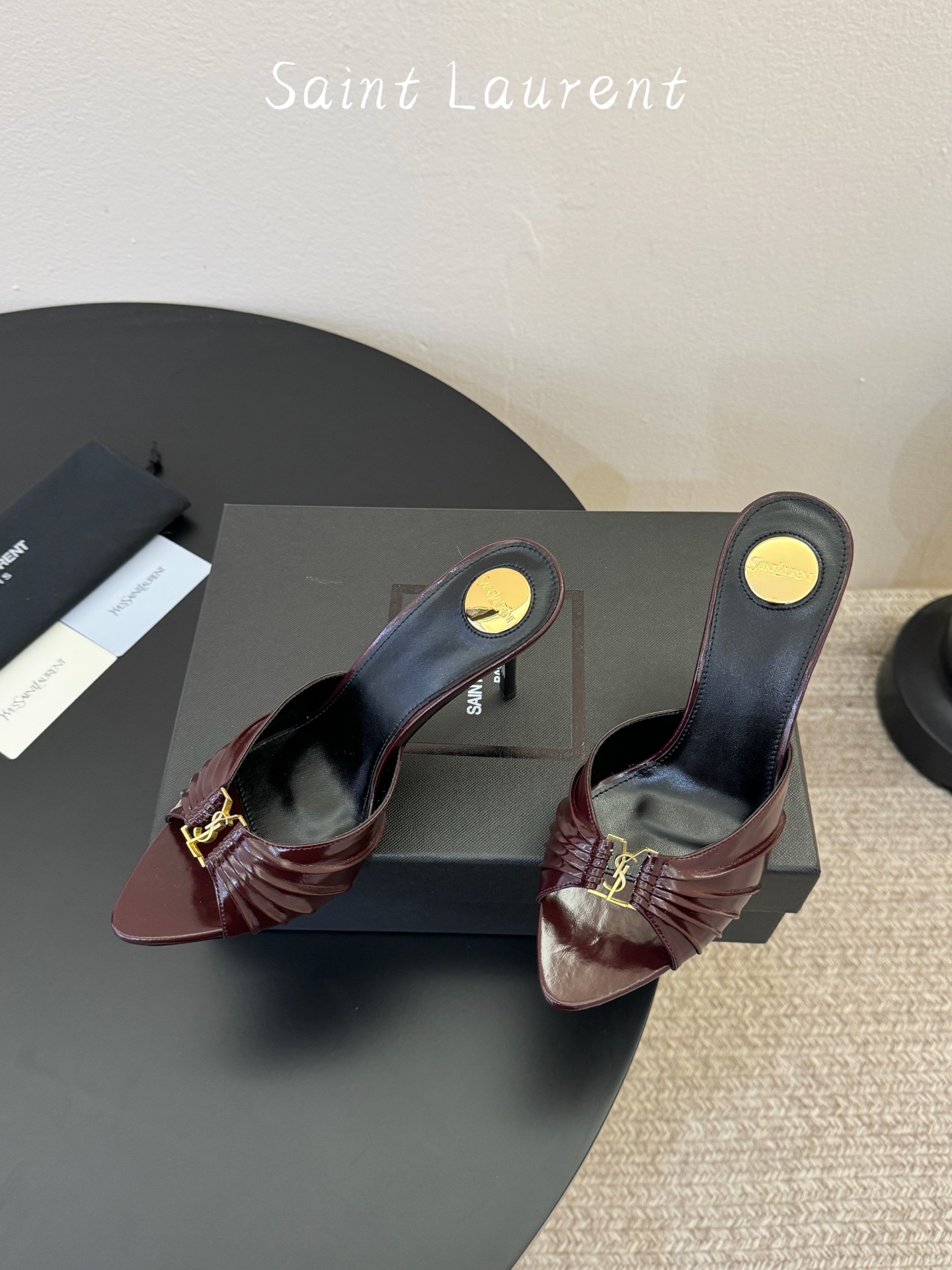 下单备注9cmSaint Laurent / 圣罗兰Lee金属钻链条尖头高跟鞋YSL姐姐的美丽尤物高跟鞋